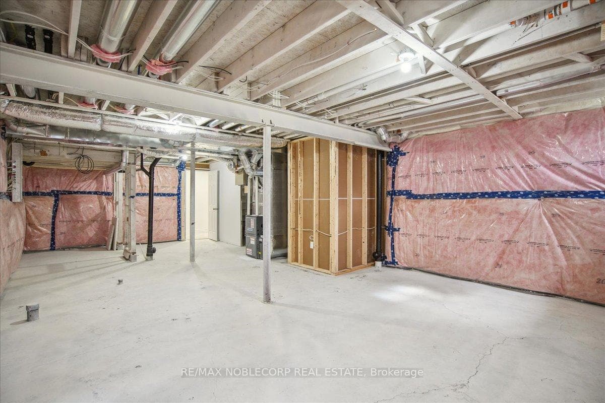494 Safari Drive photo 33