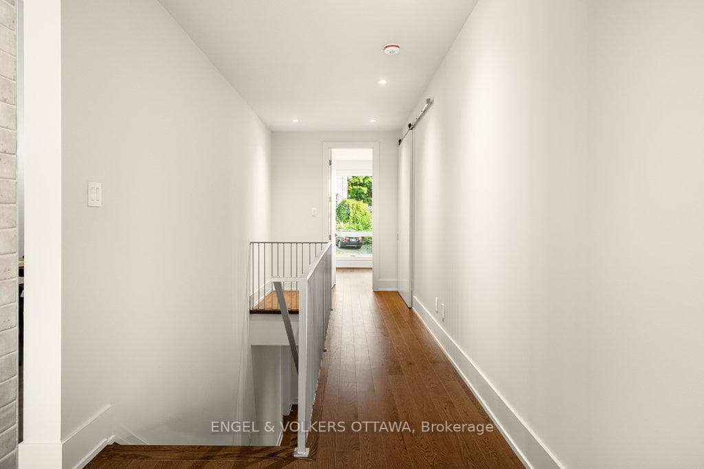 291 Billings Avenue photo 32