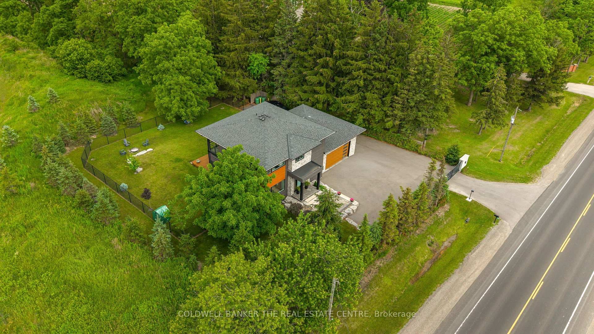 11657 Warden Avenue photo 34
