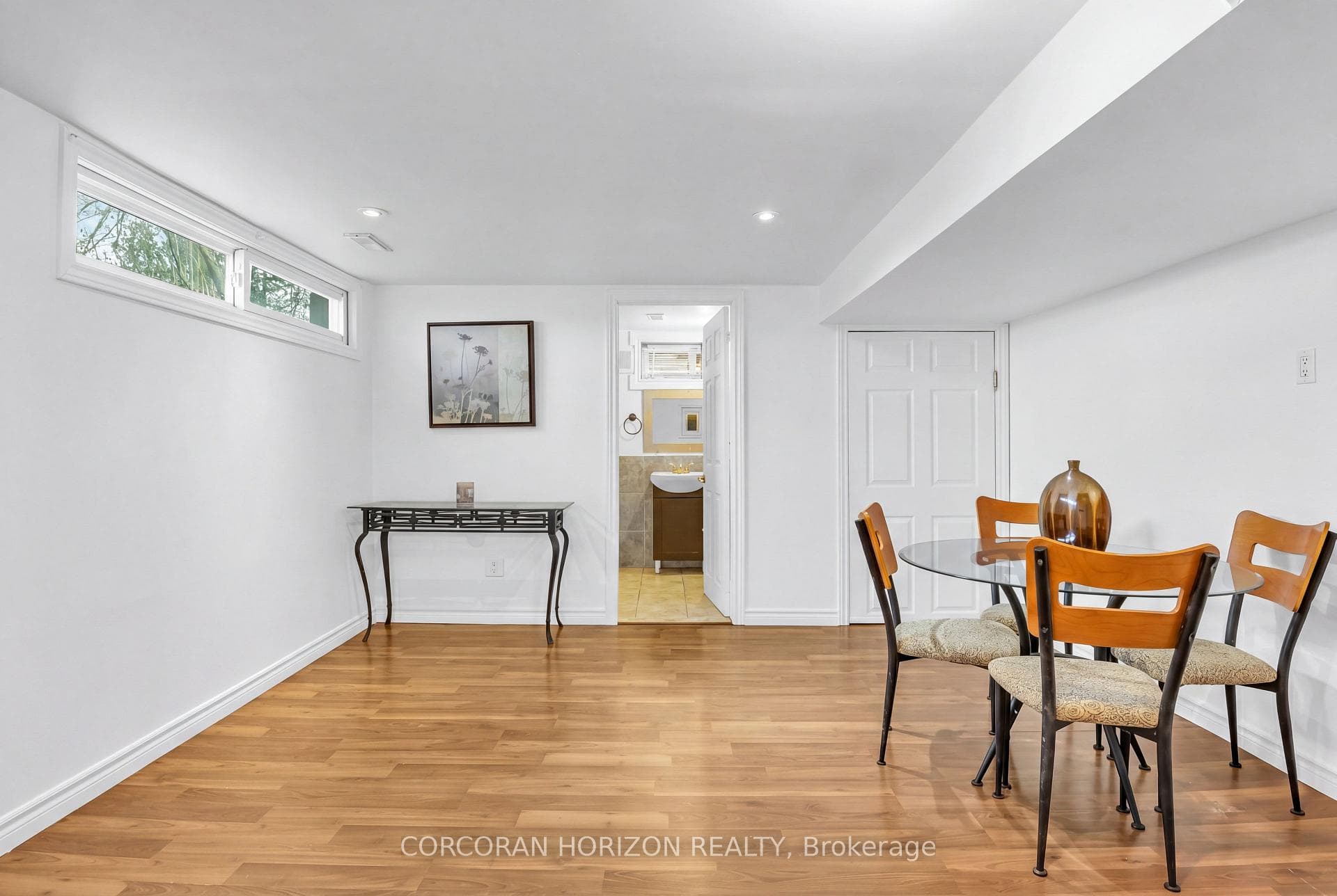 7226 Wellington Road photo 36