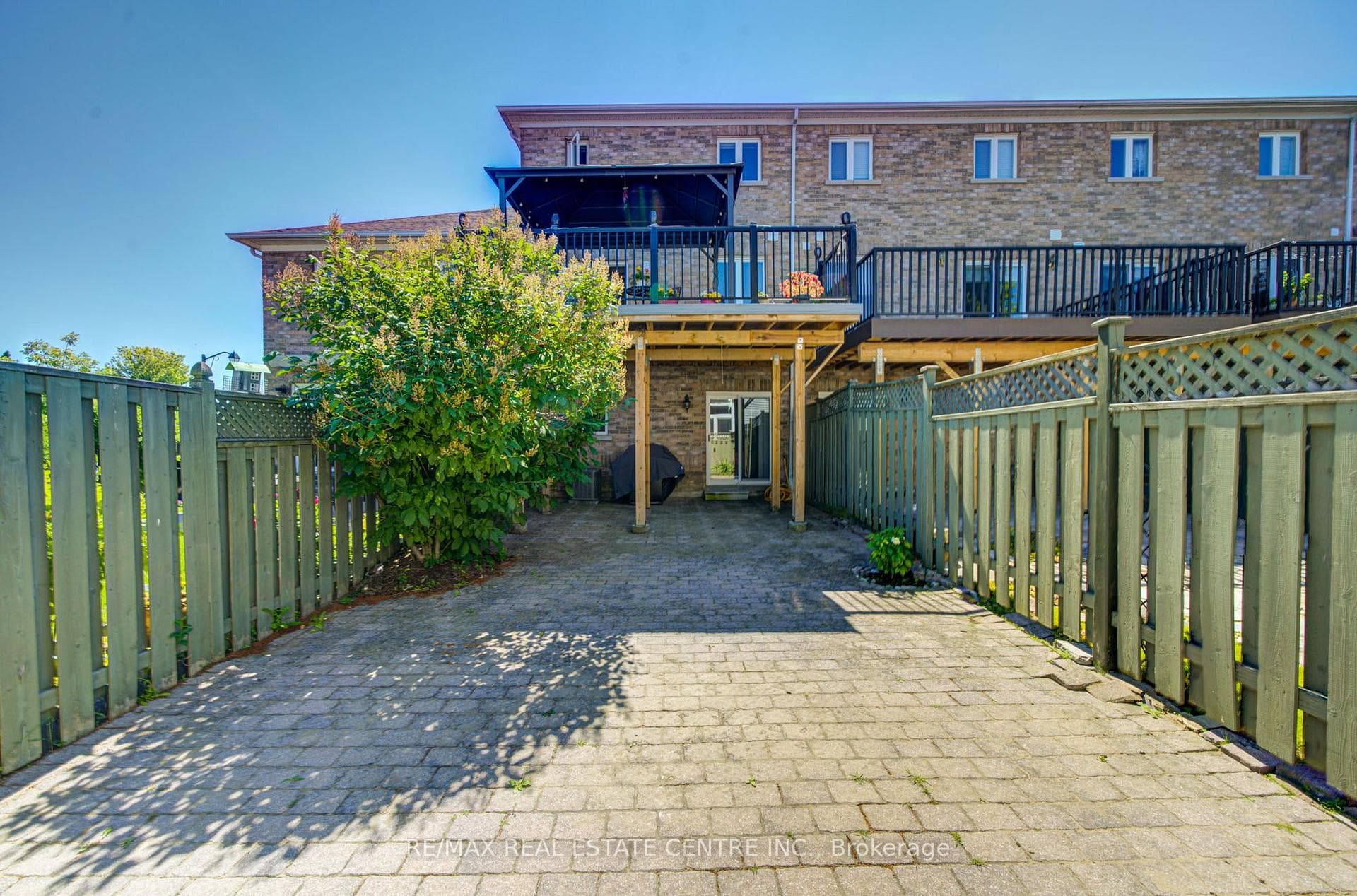 22 Lakeridge Drive photo 44