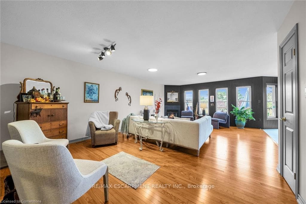 26 Balsam Trail photo 8