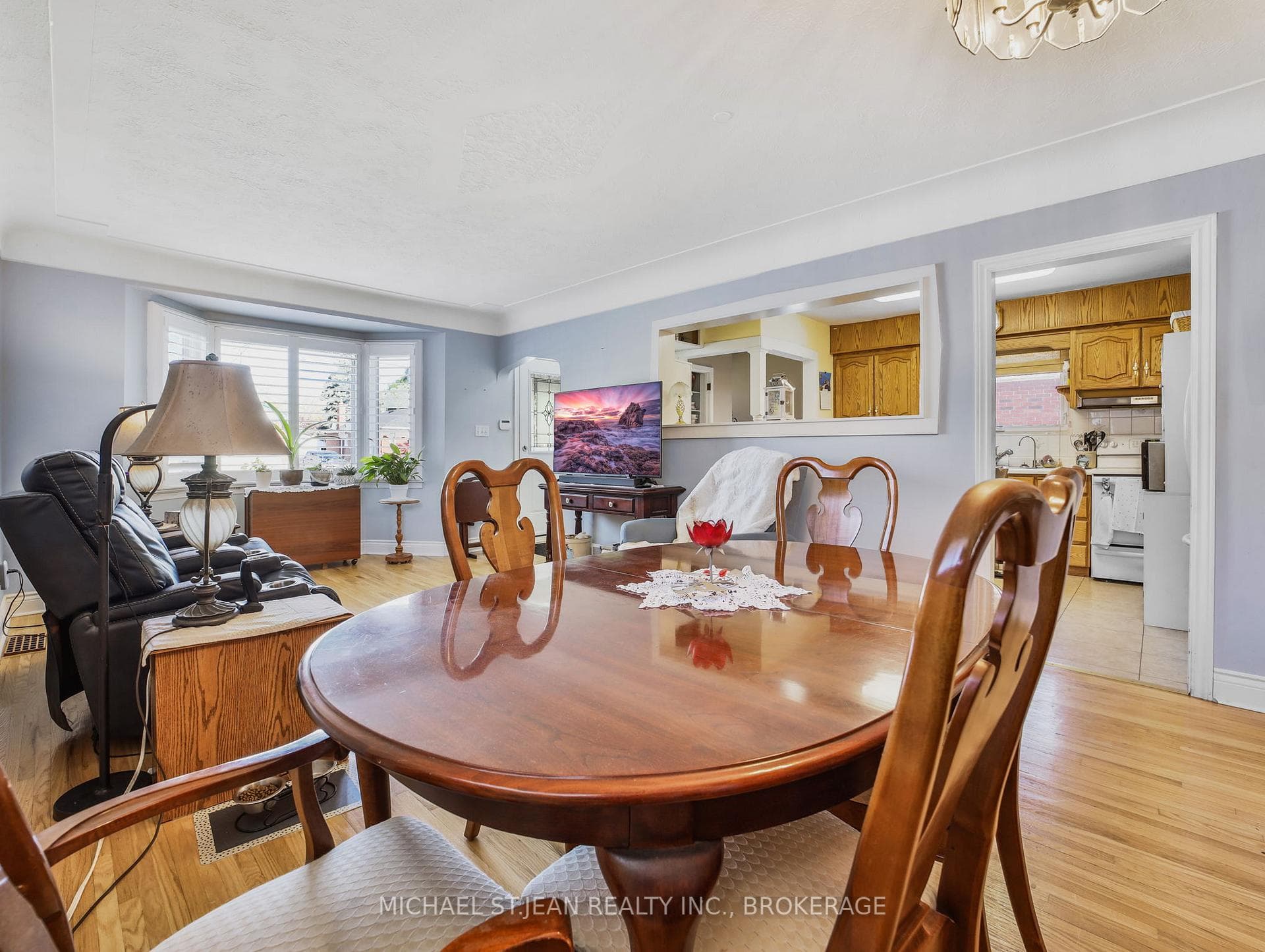333 East 33rd Street photo 18