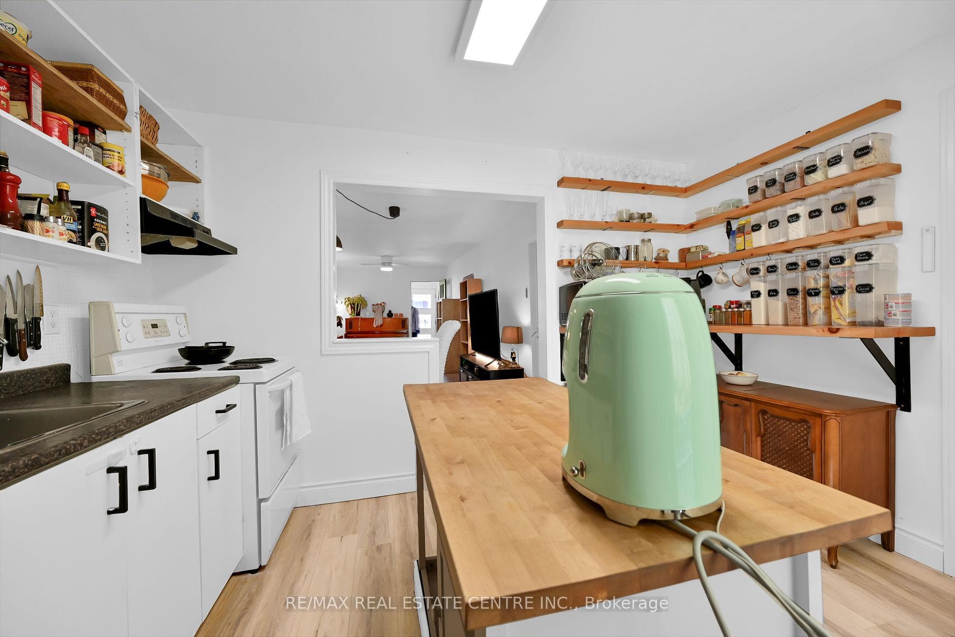 64 Argyle Avenue photo 7