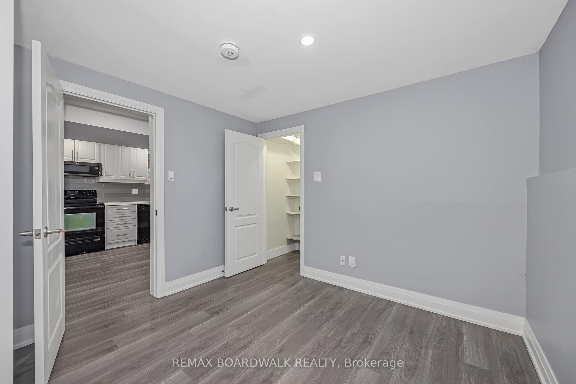 956 Garwood Avenue photo 33