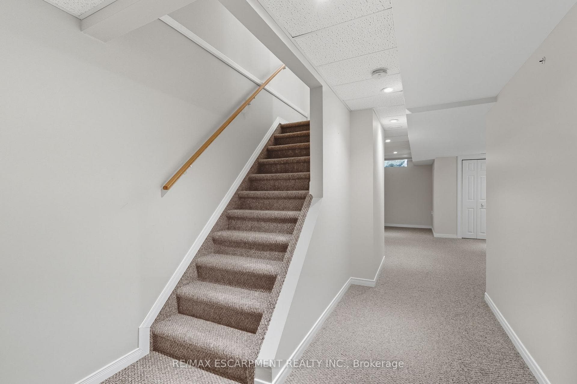 57 Pinewoods Drive photo 28