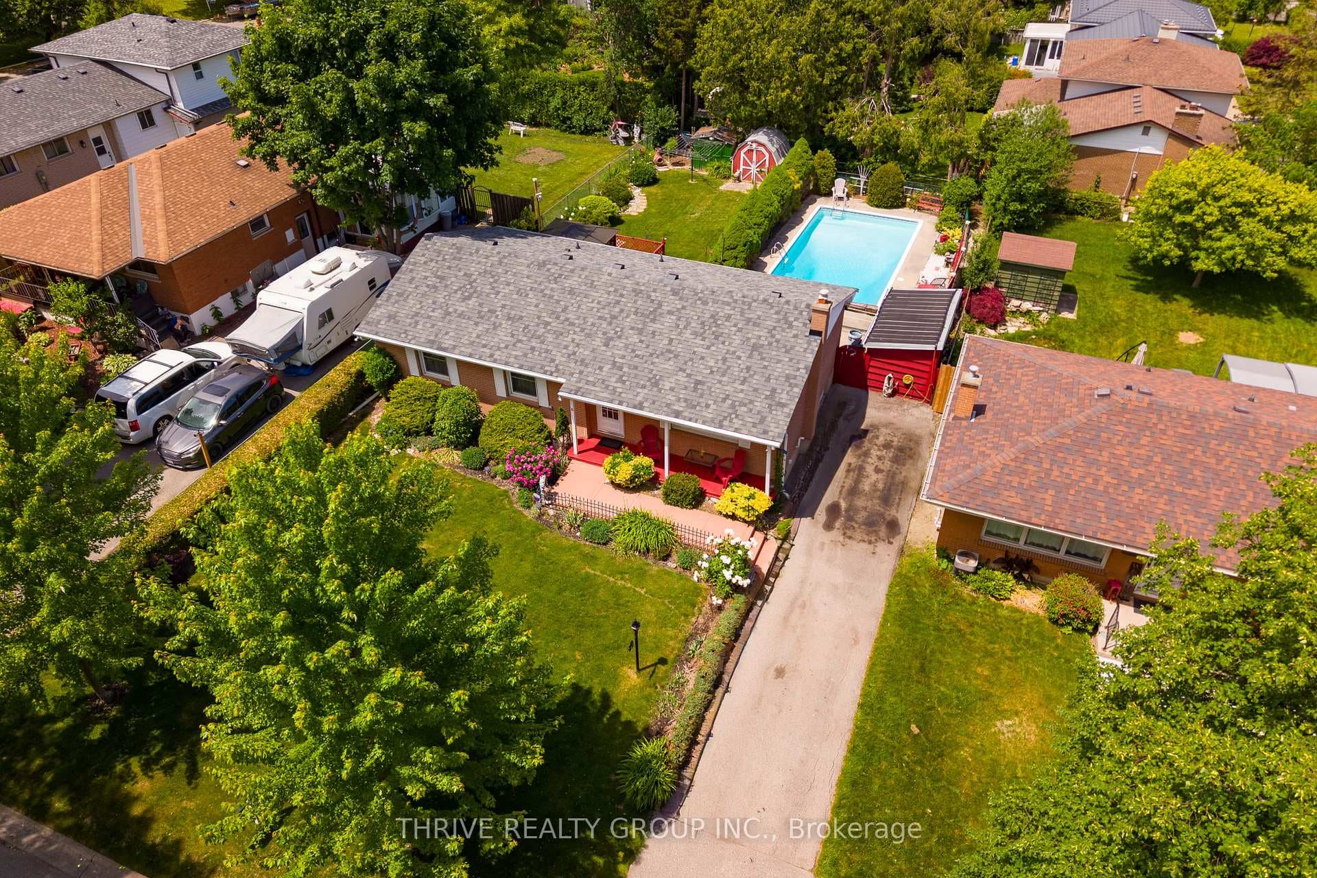 6 Southwood Crescent photo 22