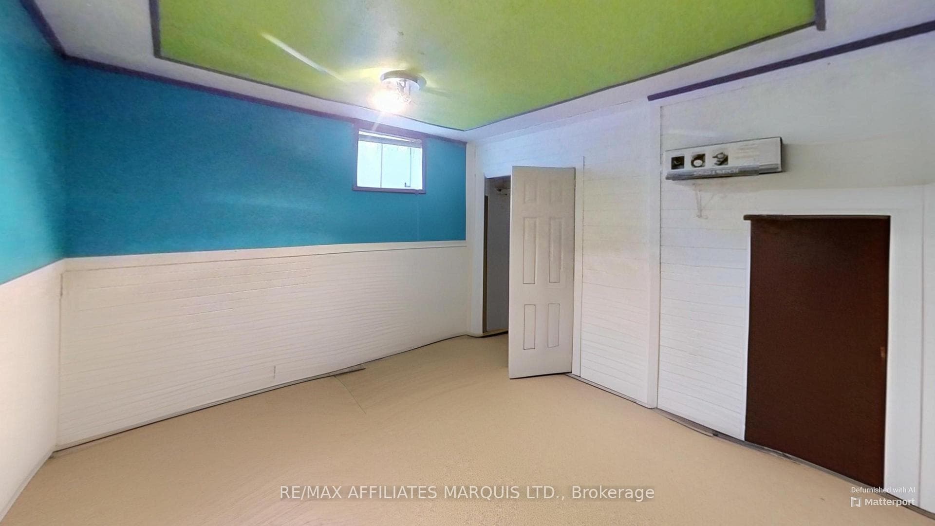 Virtually De-furnished