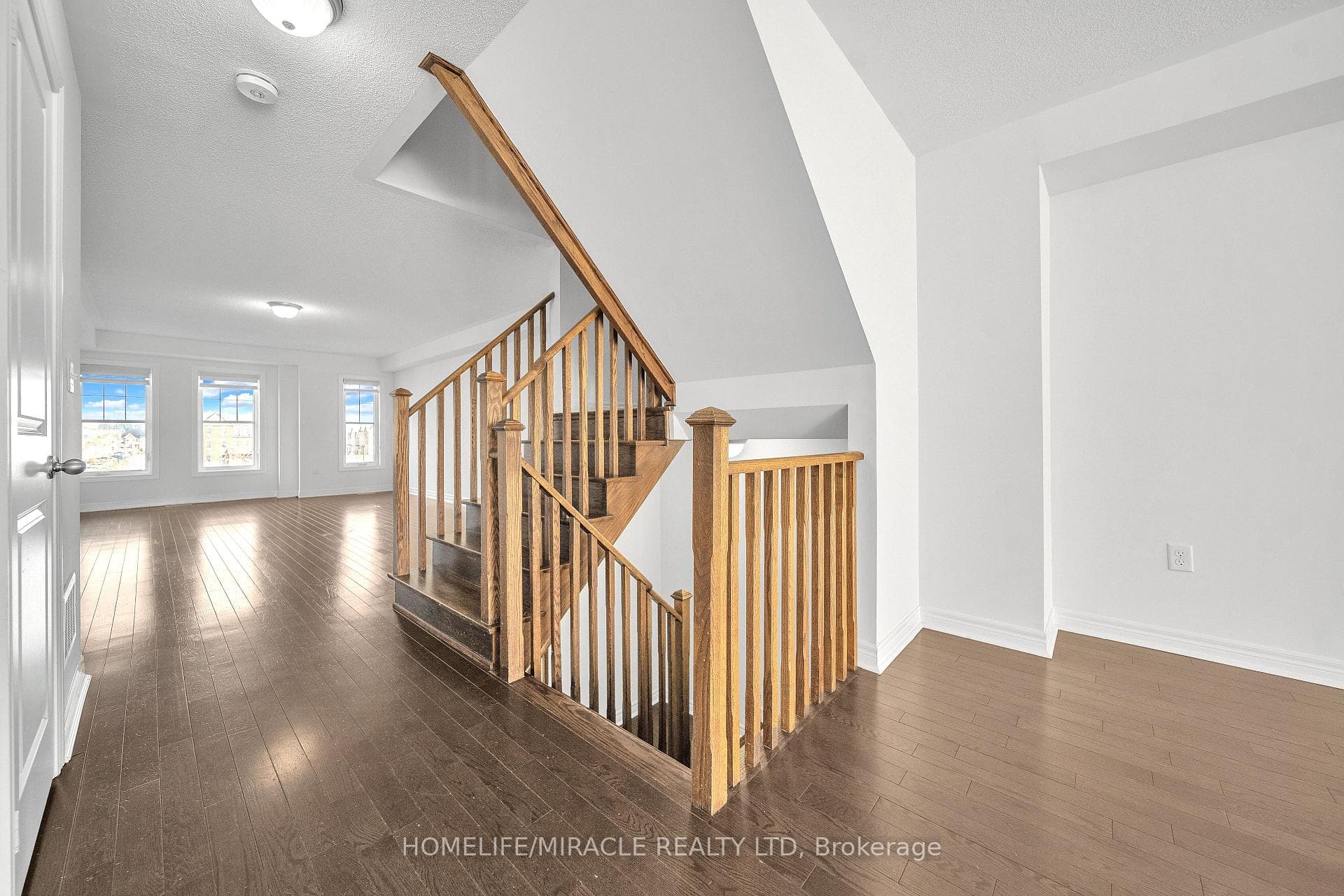 15 Finegan Circle photo 13