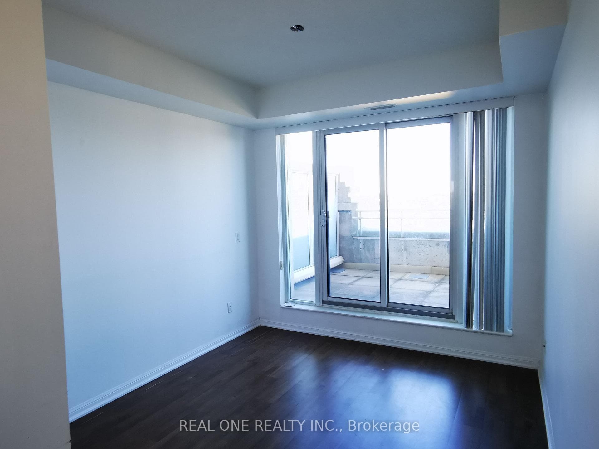 628 Fleet Street Unit 2202 photo 8