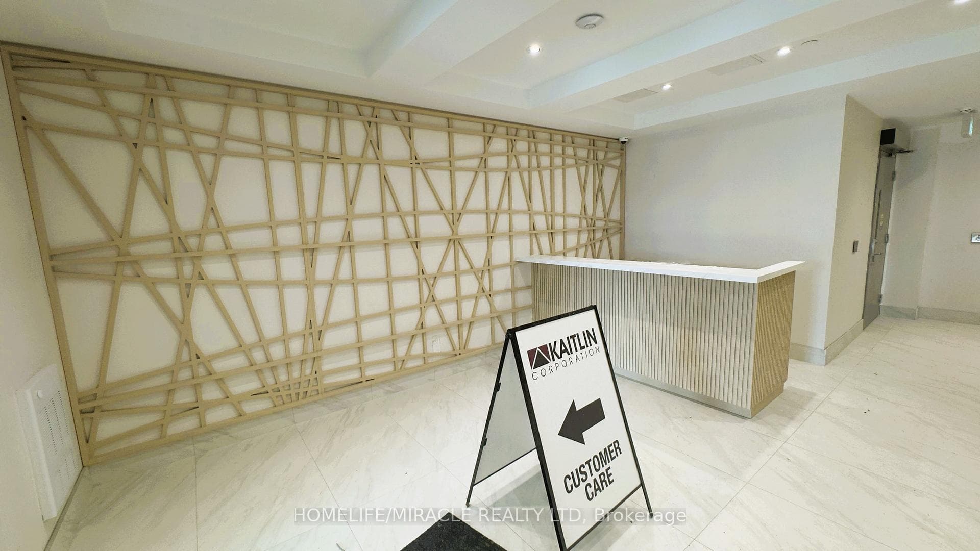 55 Clarington Boulevard Unit 404 photo 2