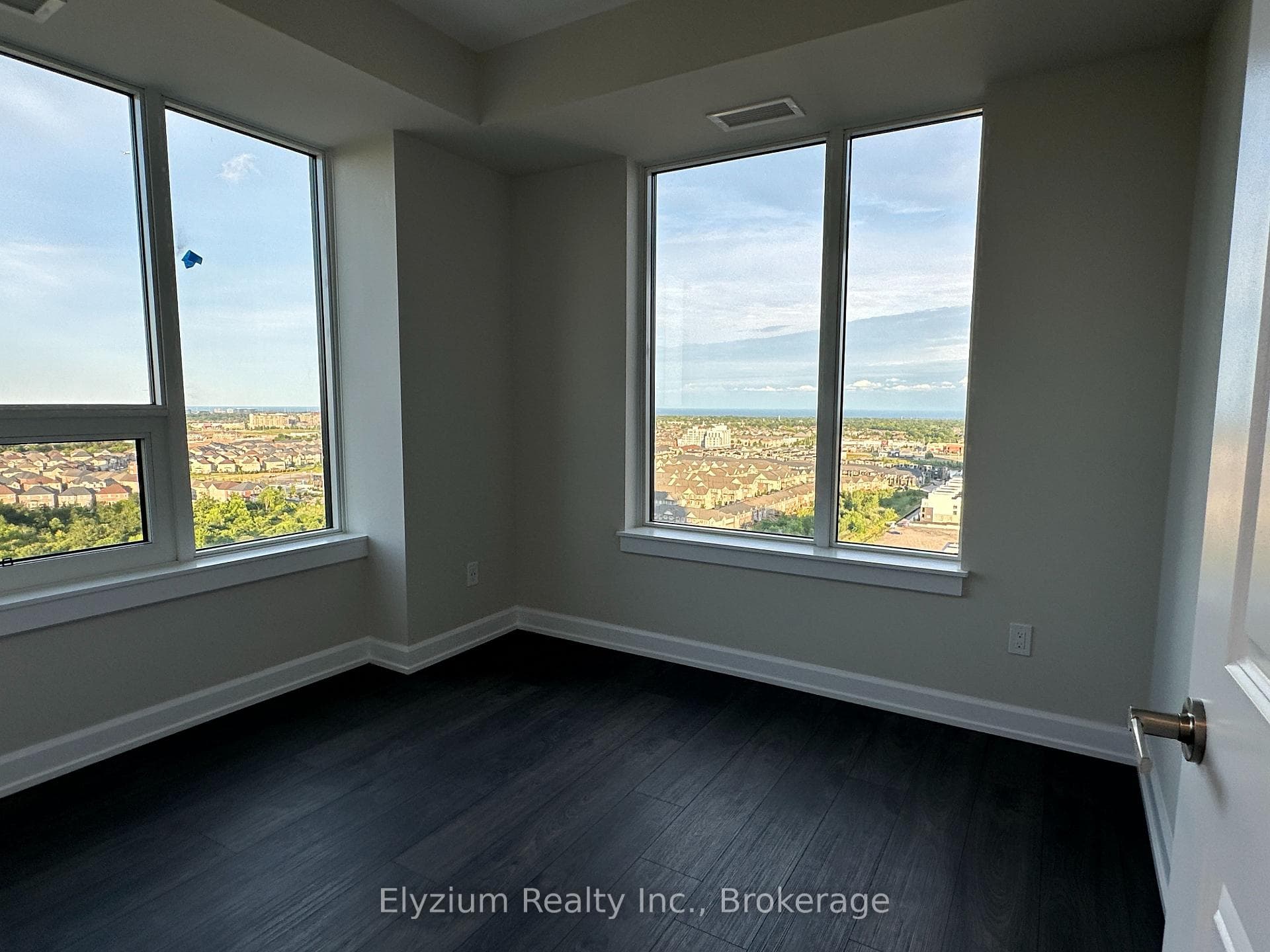 3220 William Coltson Avenue Unit 1809 photo 15