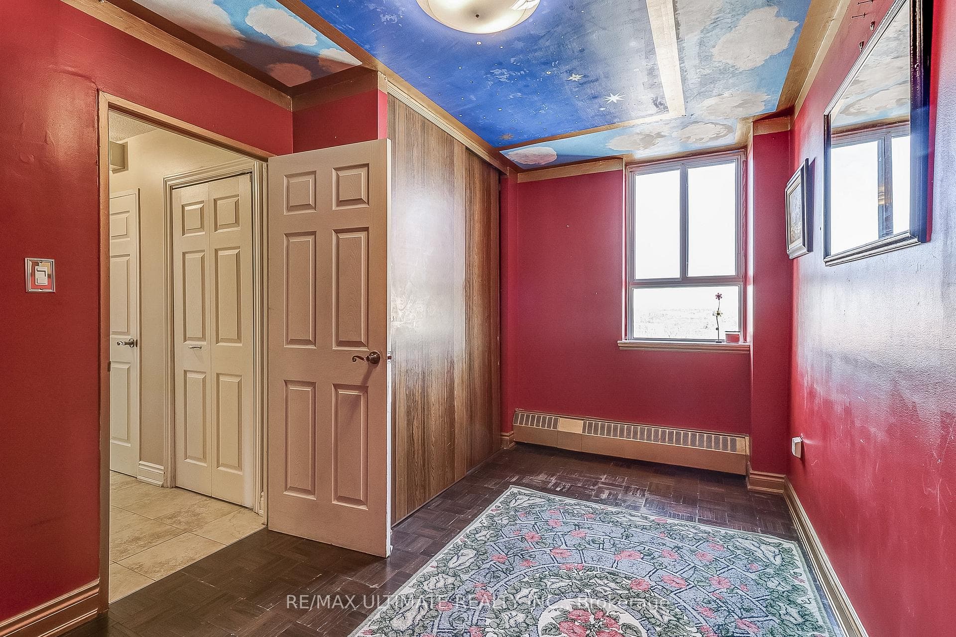541 Blackthorn Avenue Unit 1005 photo 20