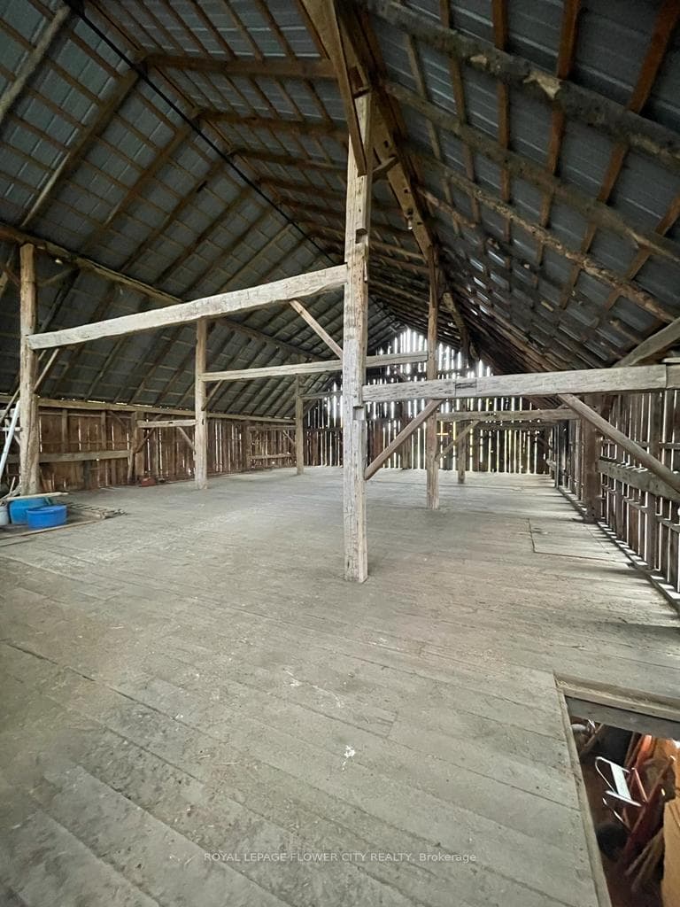 14264 Eighth Line Unit (Barn) photo 10