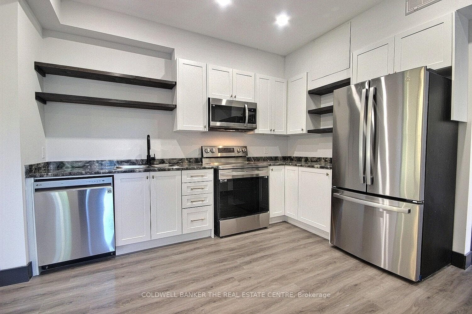 Apartment - Kitchen