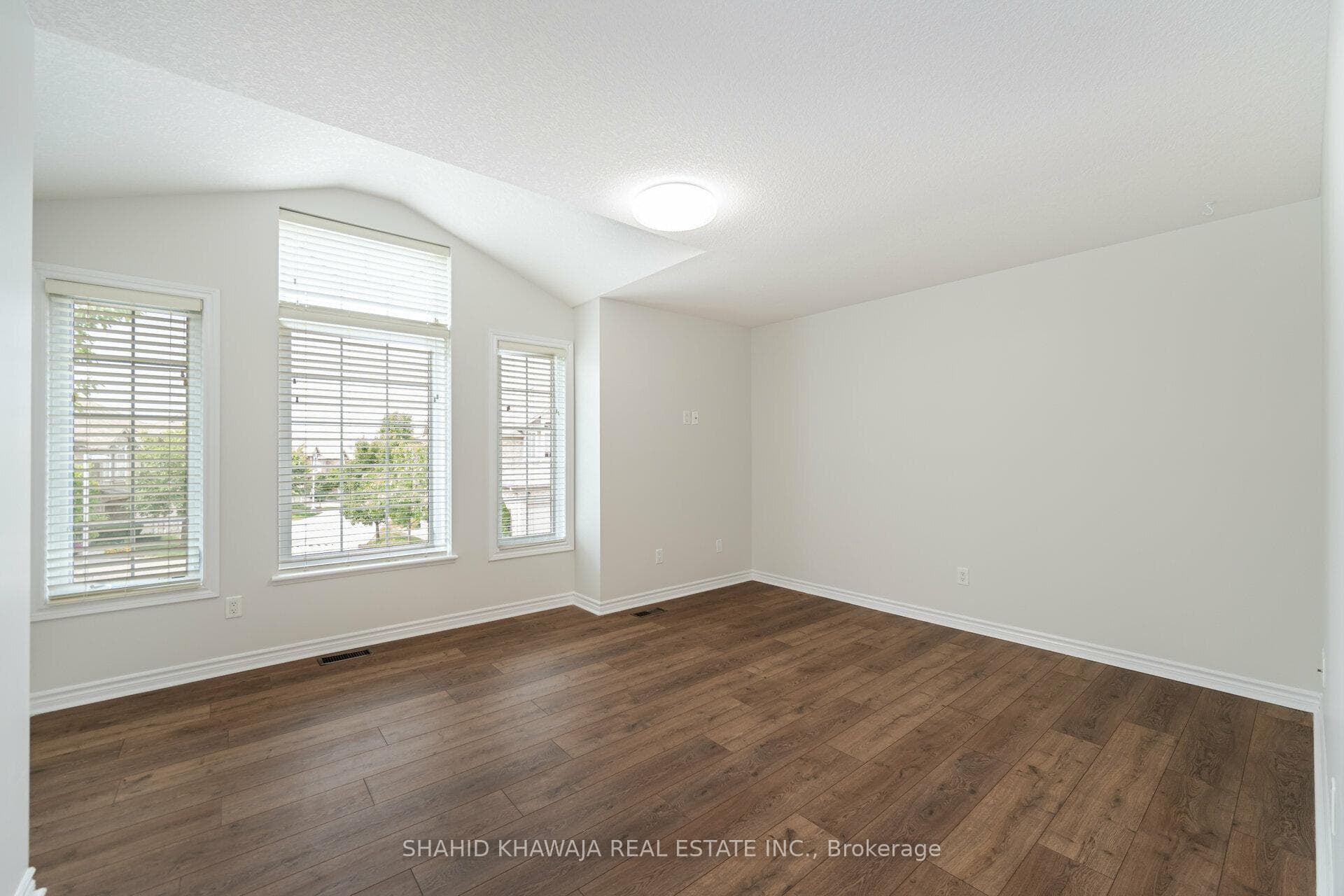 555 Chablis Drive photo 13