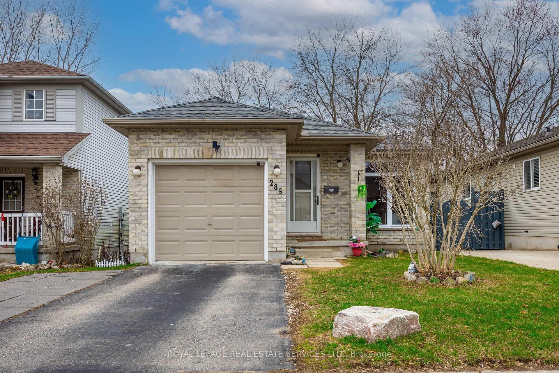 289 Hungerford Street photo 1
