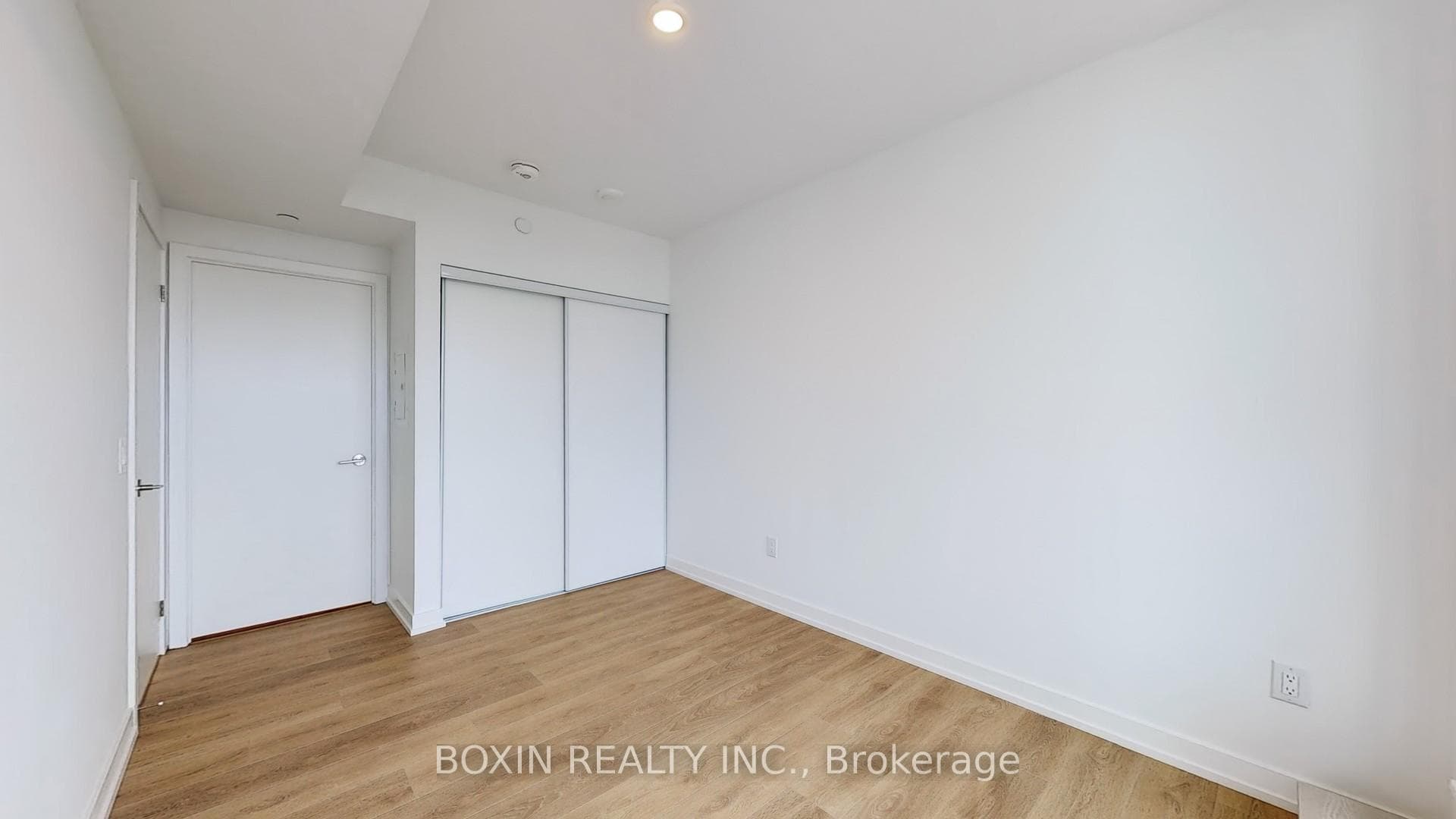 1100 Sheppard Avenue Unit 526 photo 15