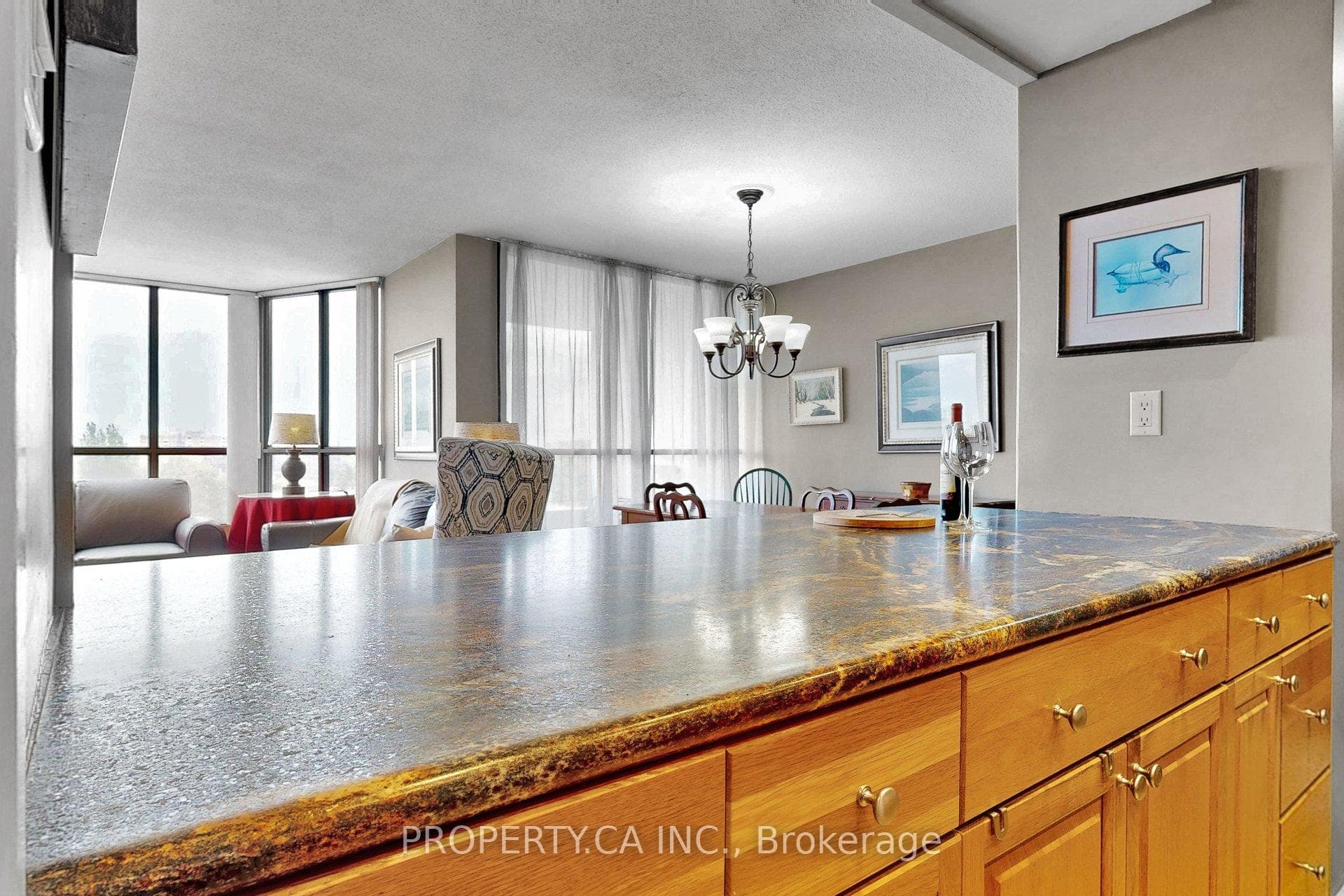 1333 Bloor Street Unit 802 photo 5