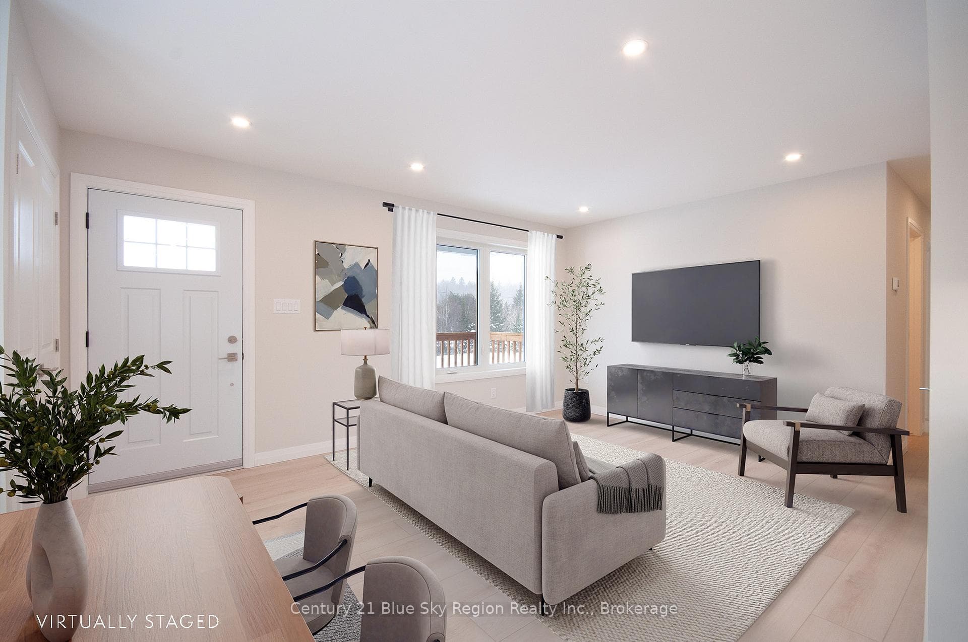 302 TALON Crescent photo 2