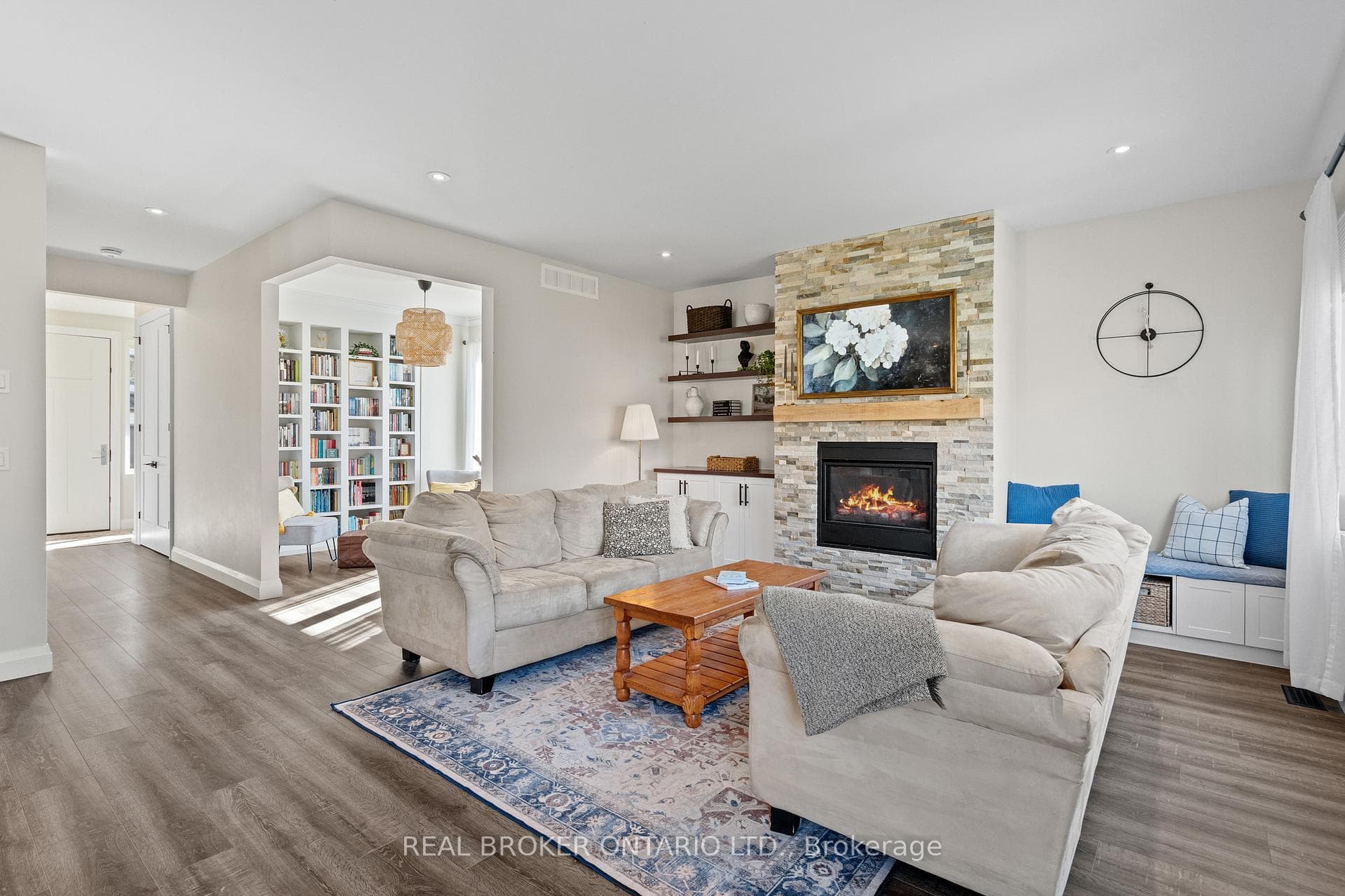 92 Ivy Crescent photo 11