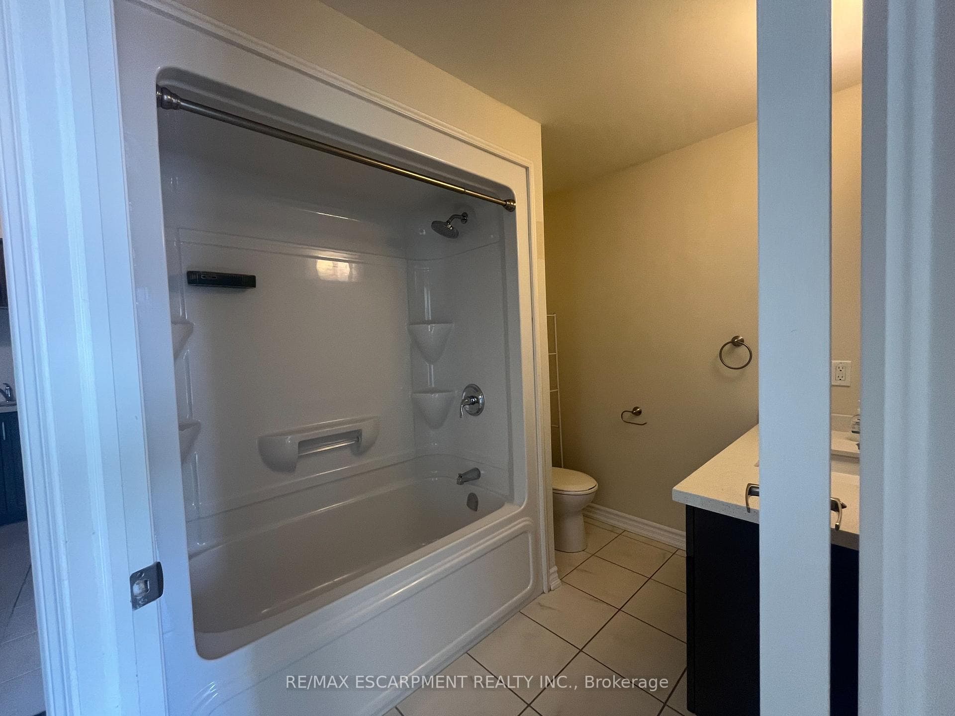 640 Sauve Street Unit 502 photo 19
