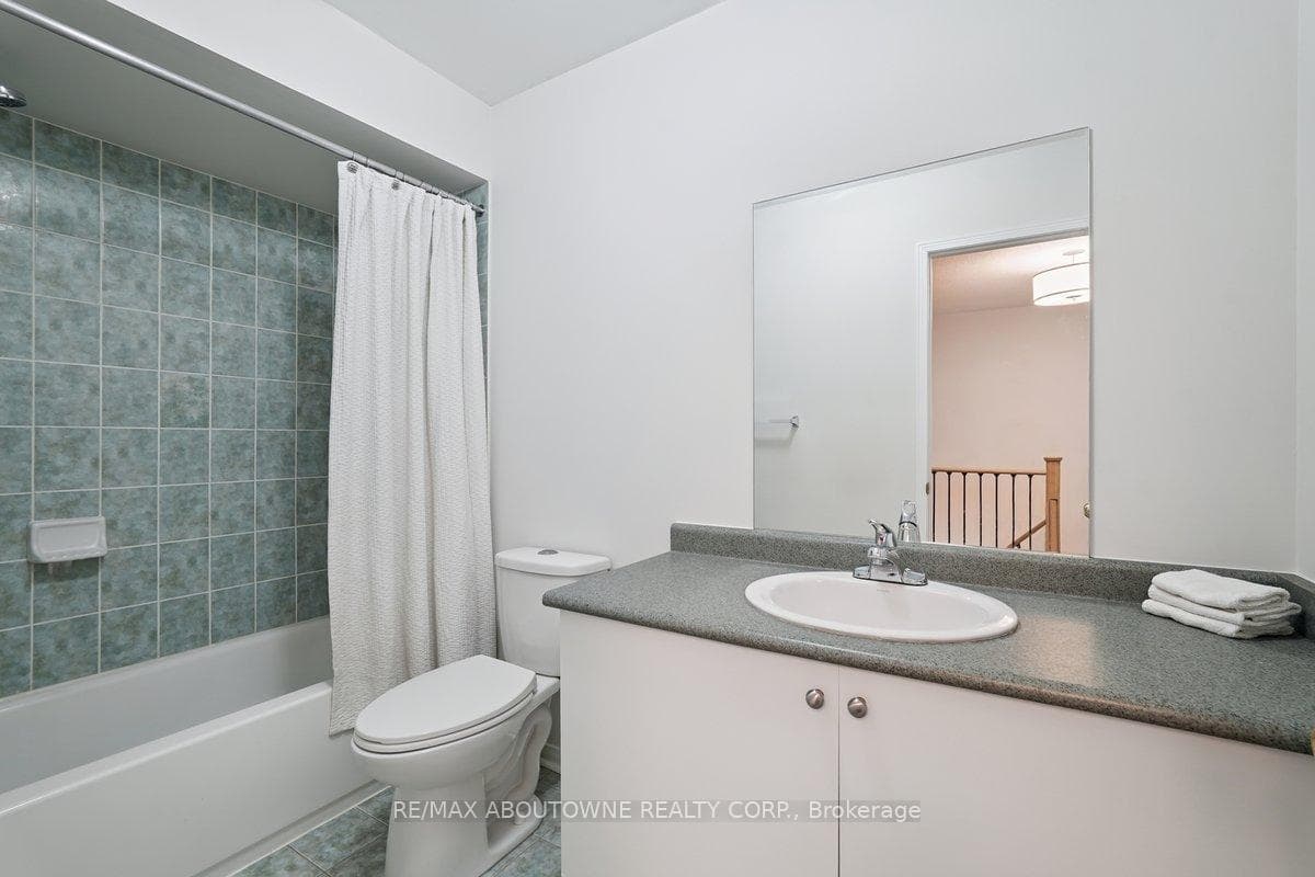 764 Bethany Crescent photo 20