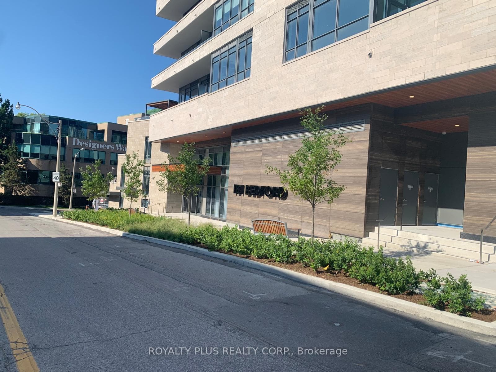 181 BEDFORD Road Unit 710 photo 2