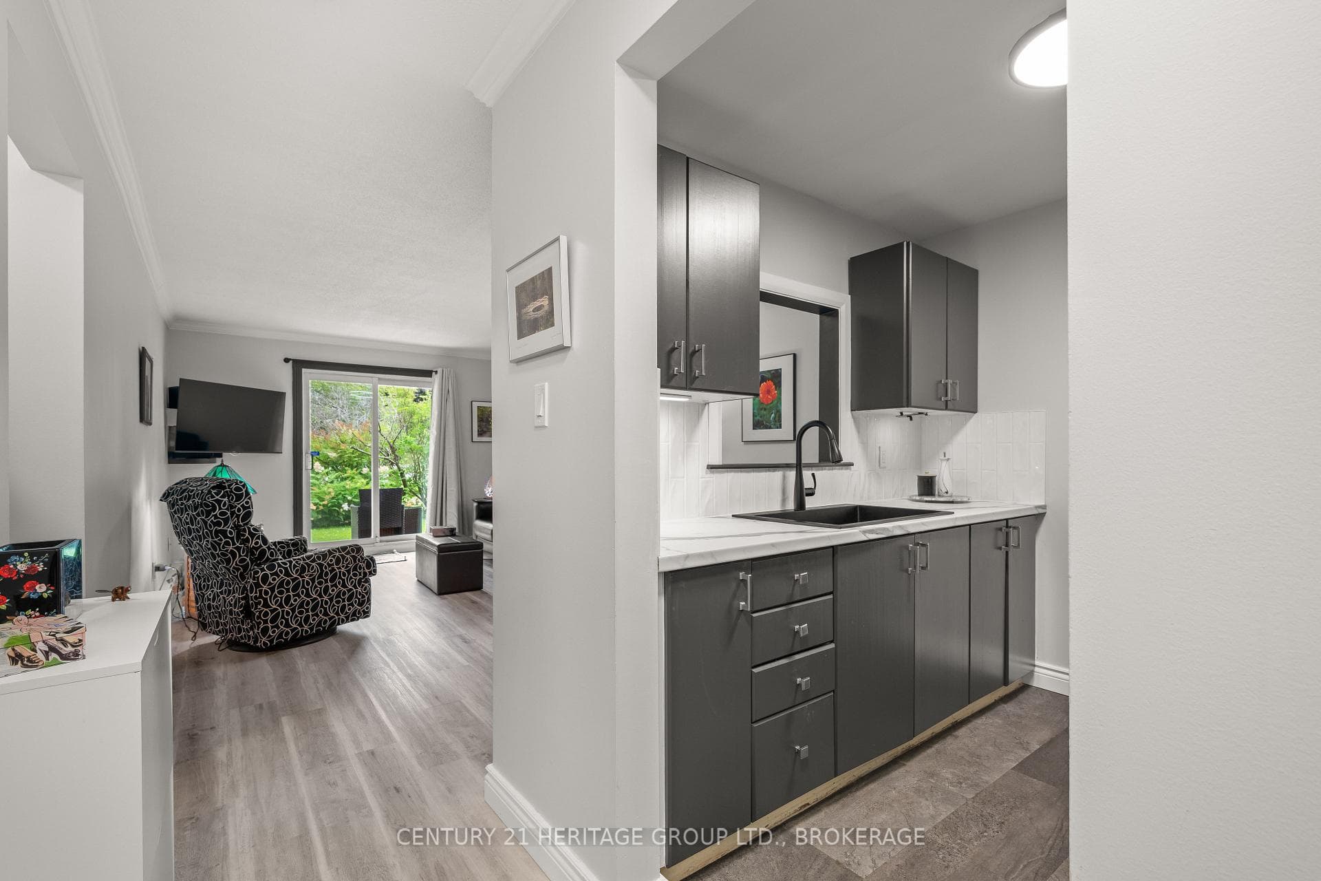 573 Armstrong Road Unit 114 photo 12