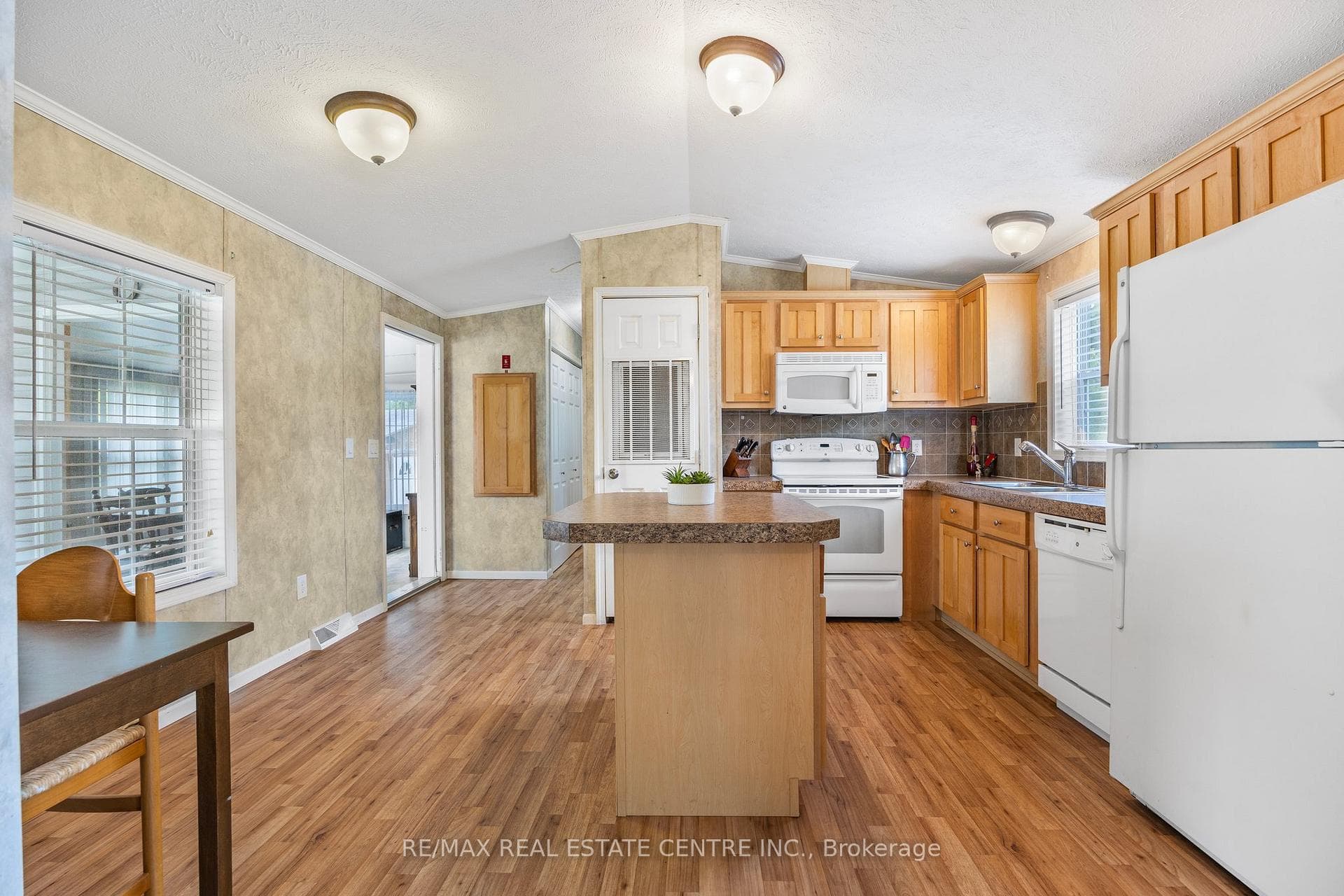 45 Georgian Glen Drive photo 11