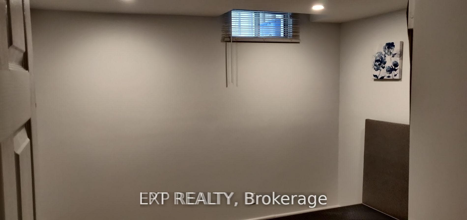 9 Michigan Avenue Unit Legal Basement Apartment photo 10