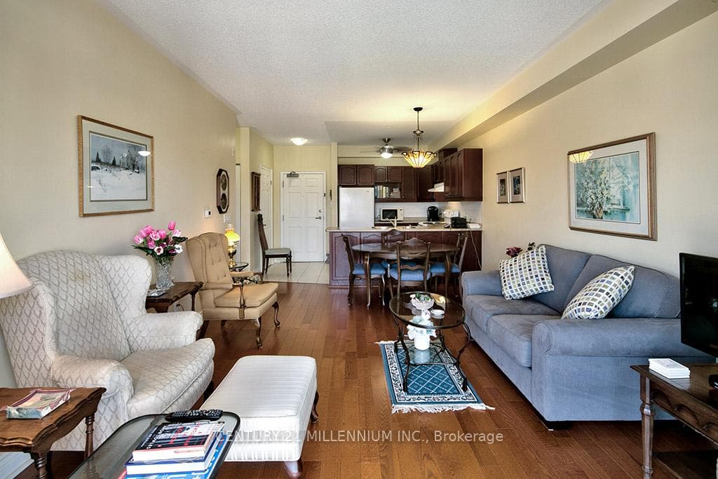 91 Raglan Street Unit 204 photo 13