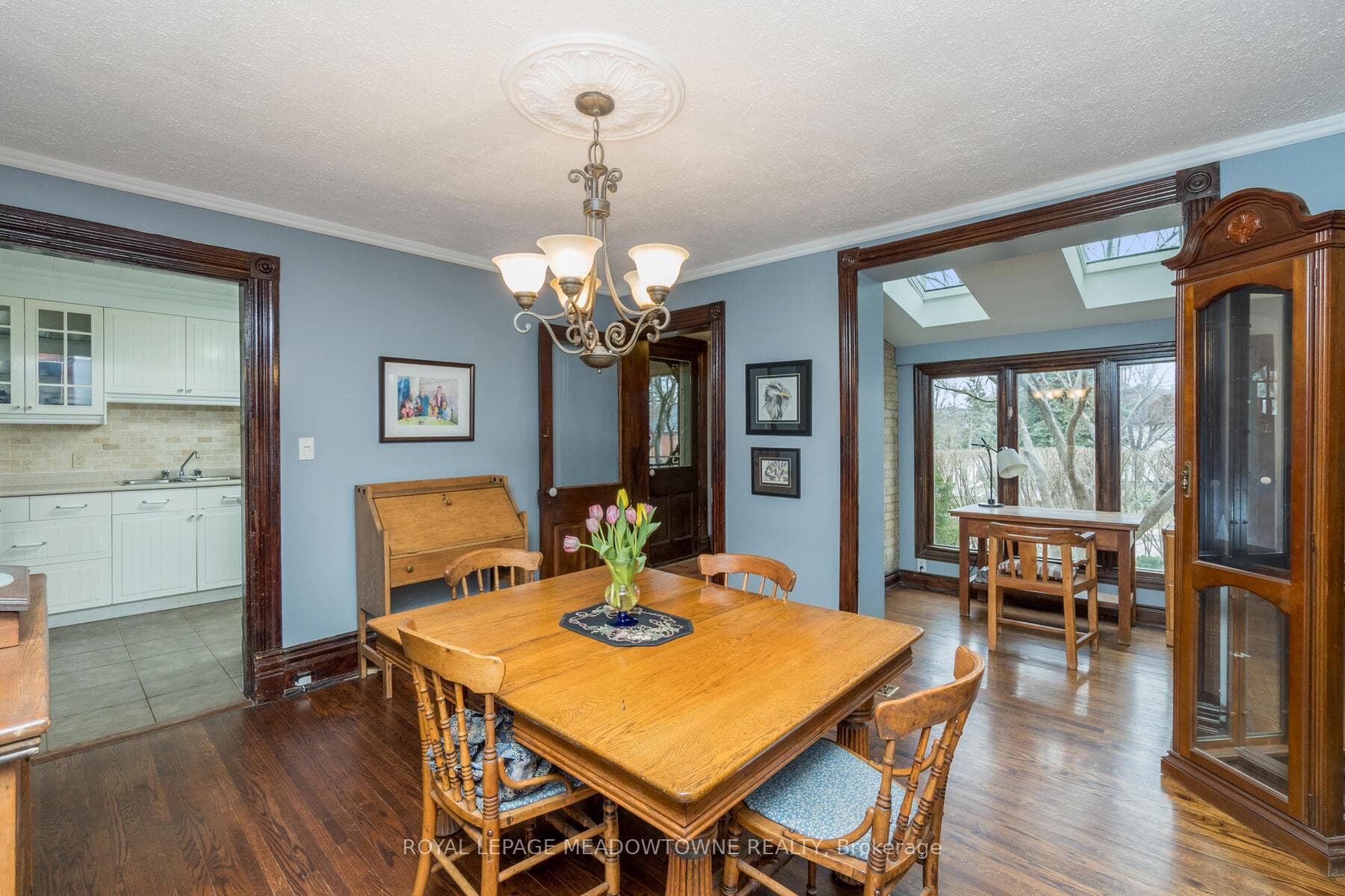 411 Millard Avenue photo 9