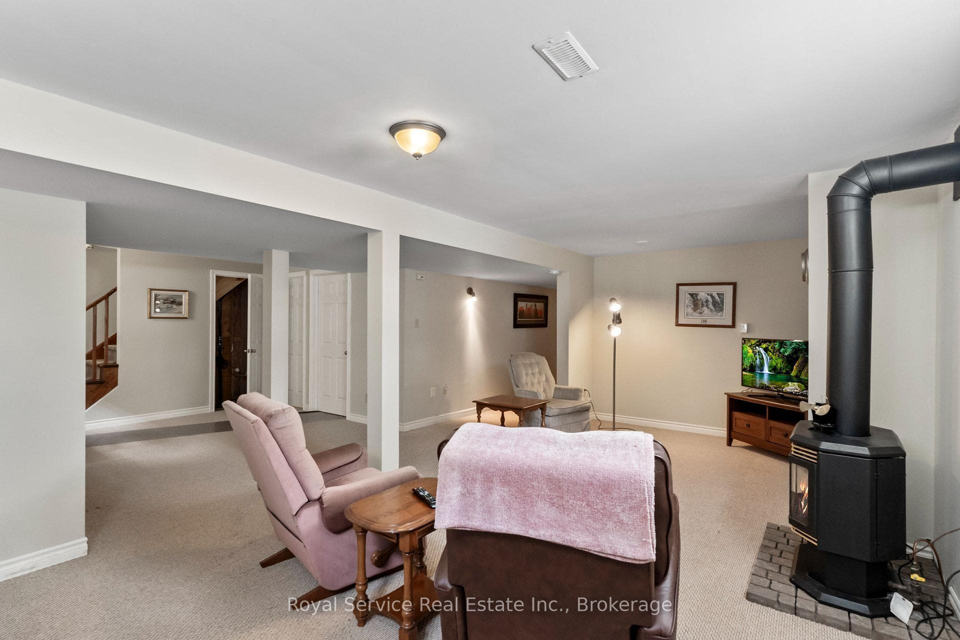 33 Russell Hill Road photo 29