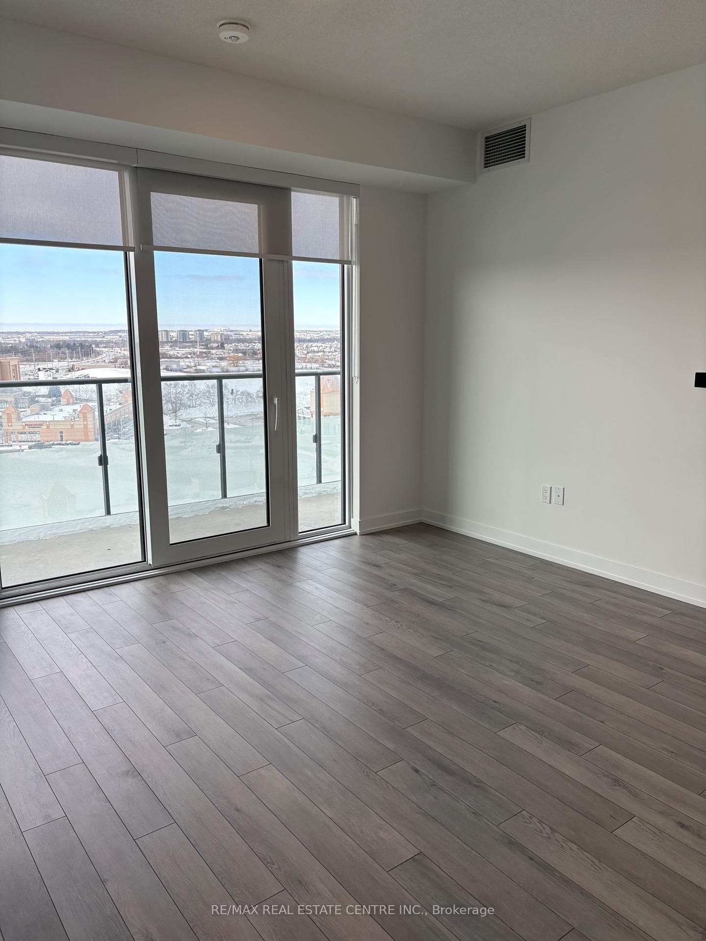 15 Skyridge Drive Unit 806 photo 24