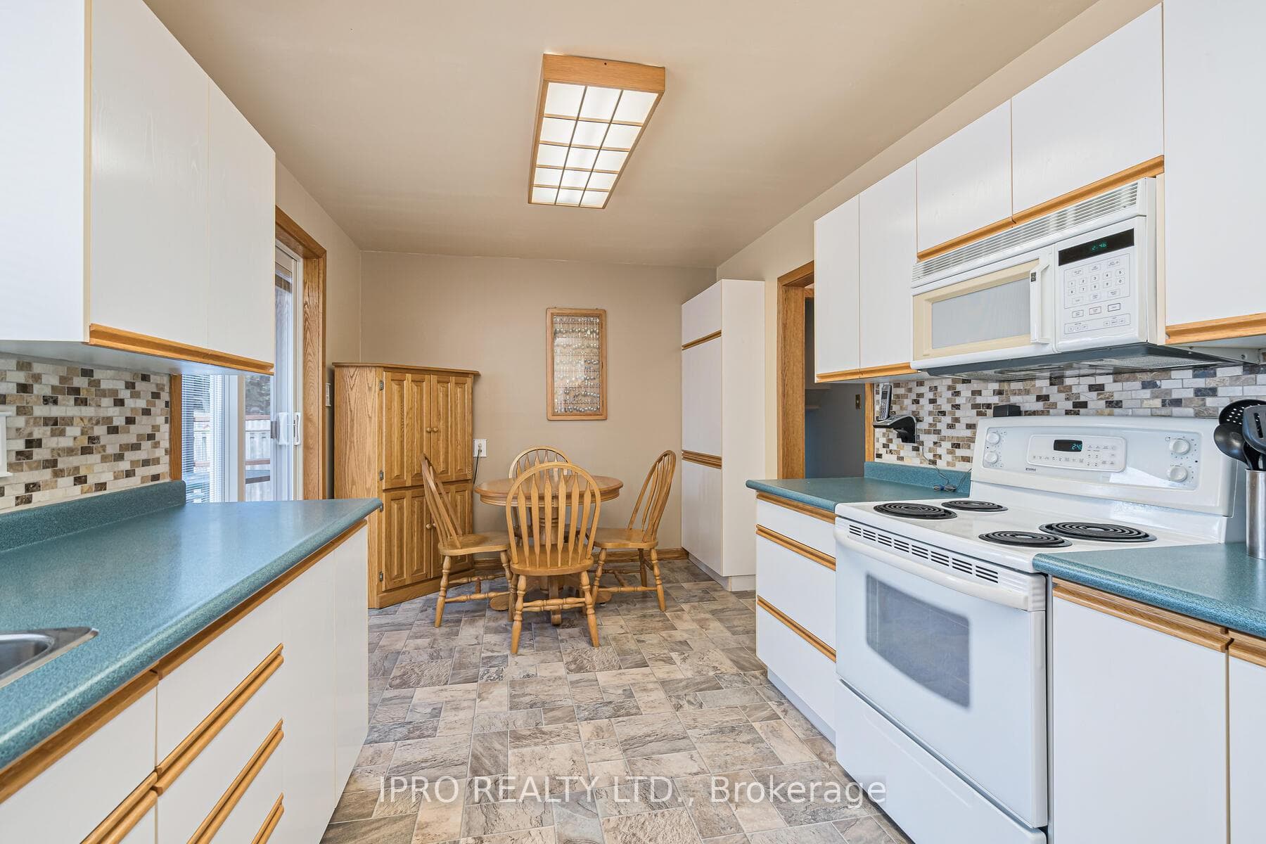 27 Eleanor Crescent photo 9