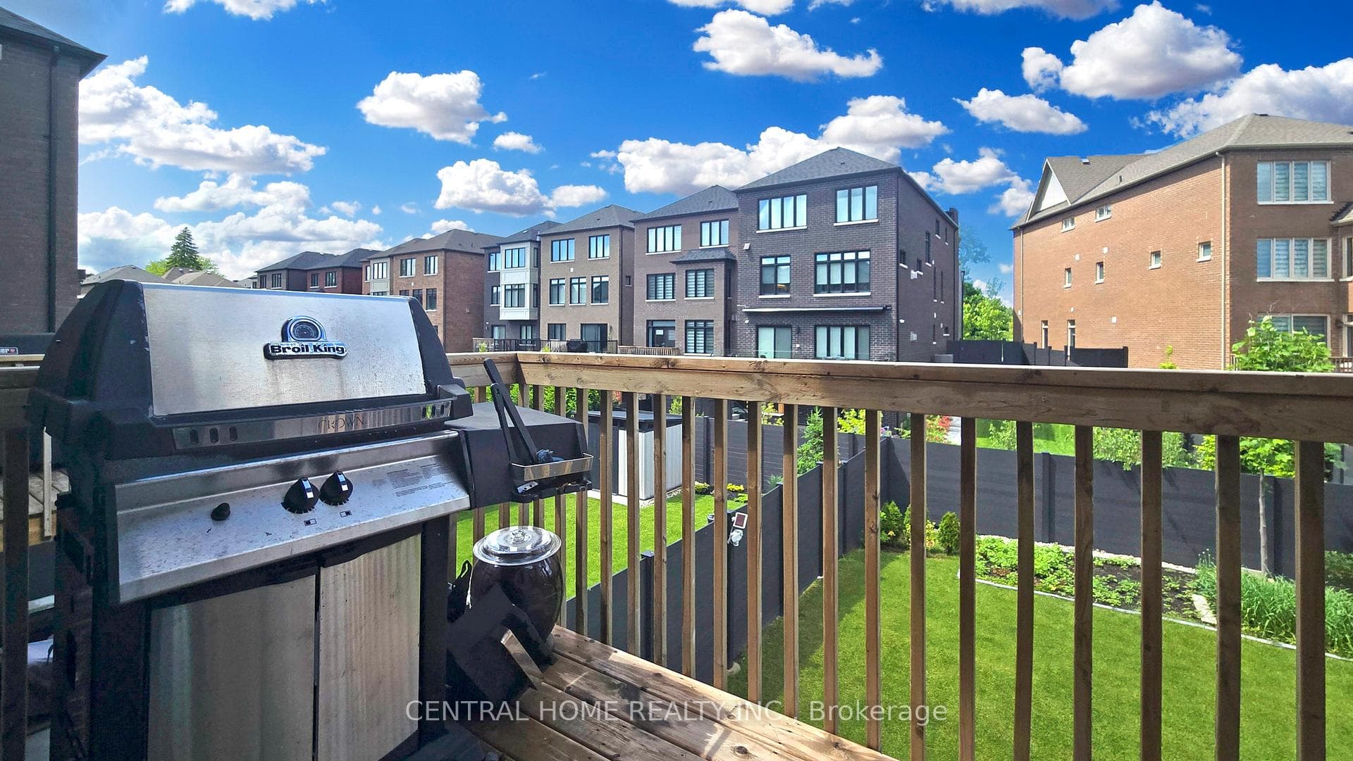 12 Chimney Swift Court photo 39
