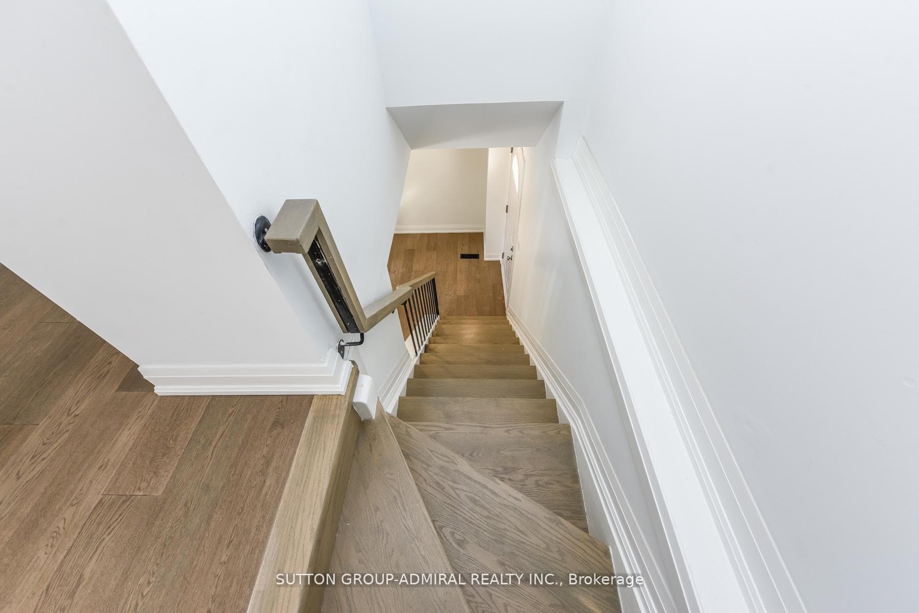 4 Hardcastle Court photo 34
