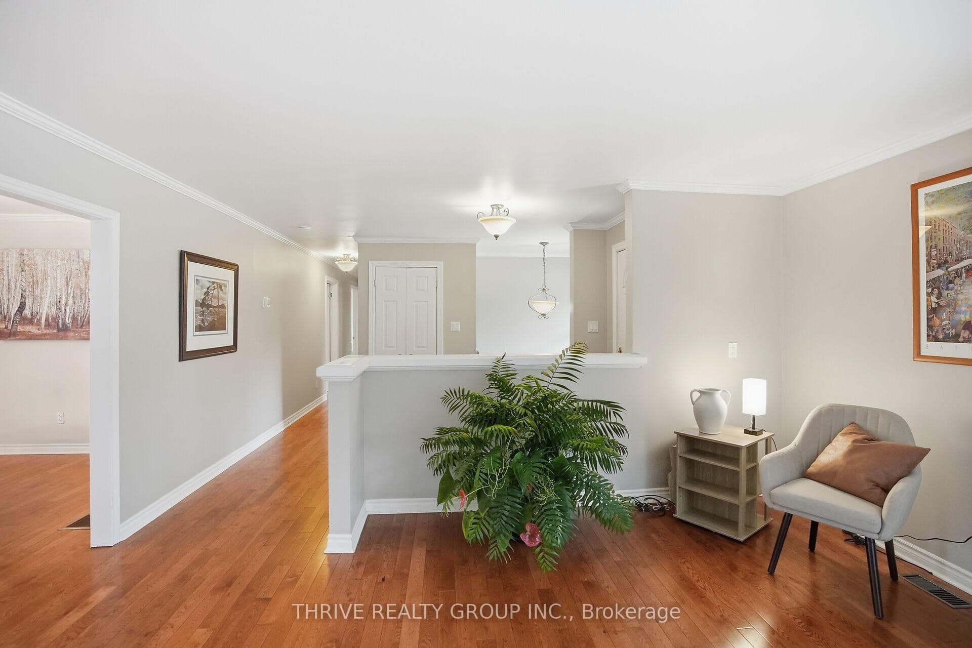 9650 Joanne Avenue photo 10