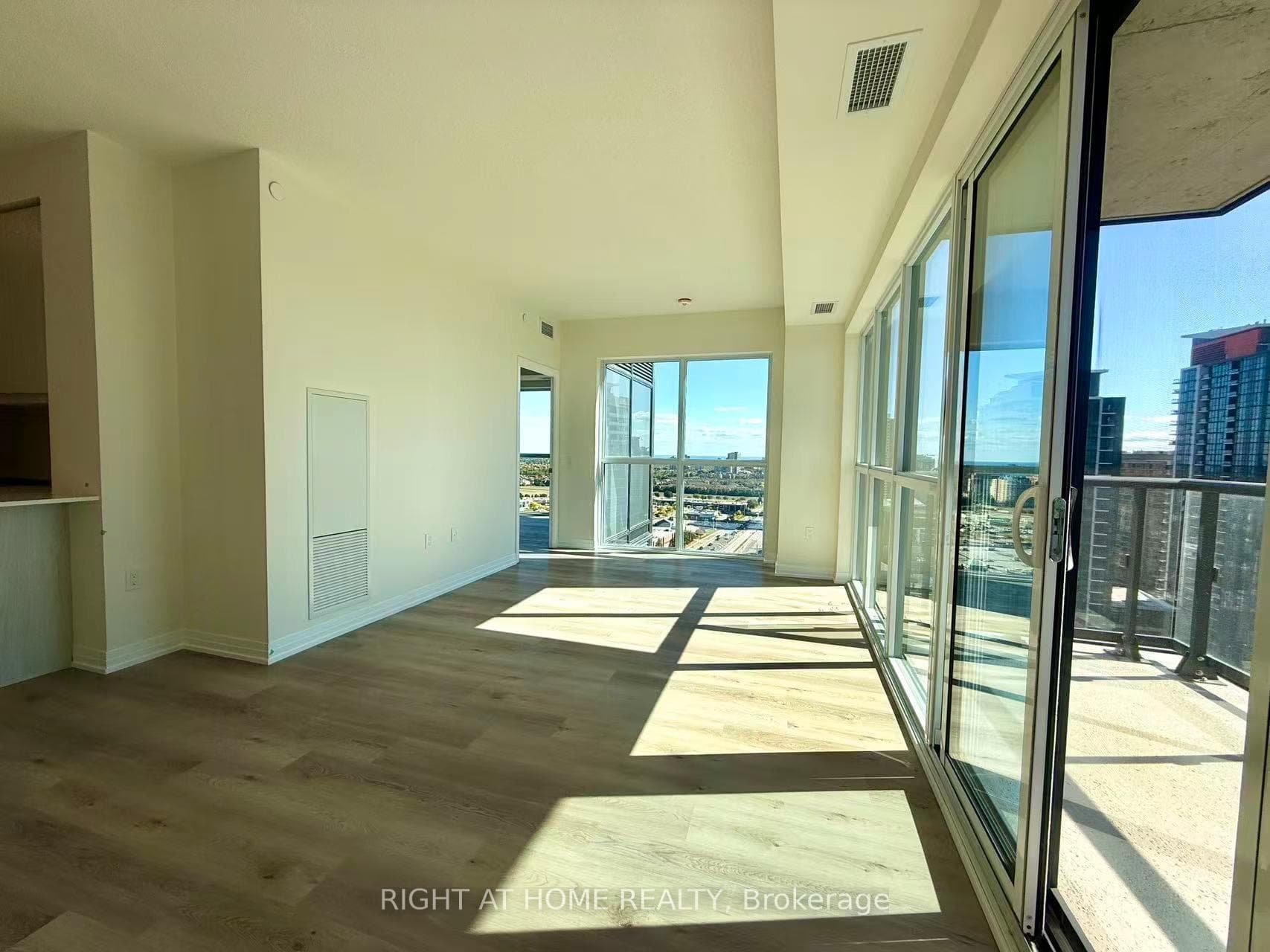 15 Watergarden Drive Unit 1804 photo 16