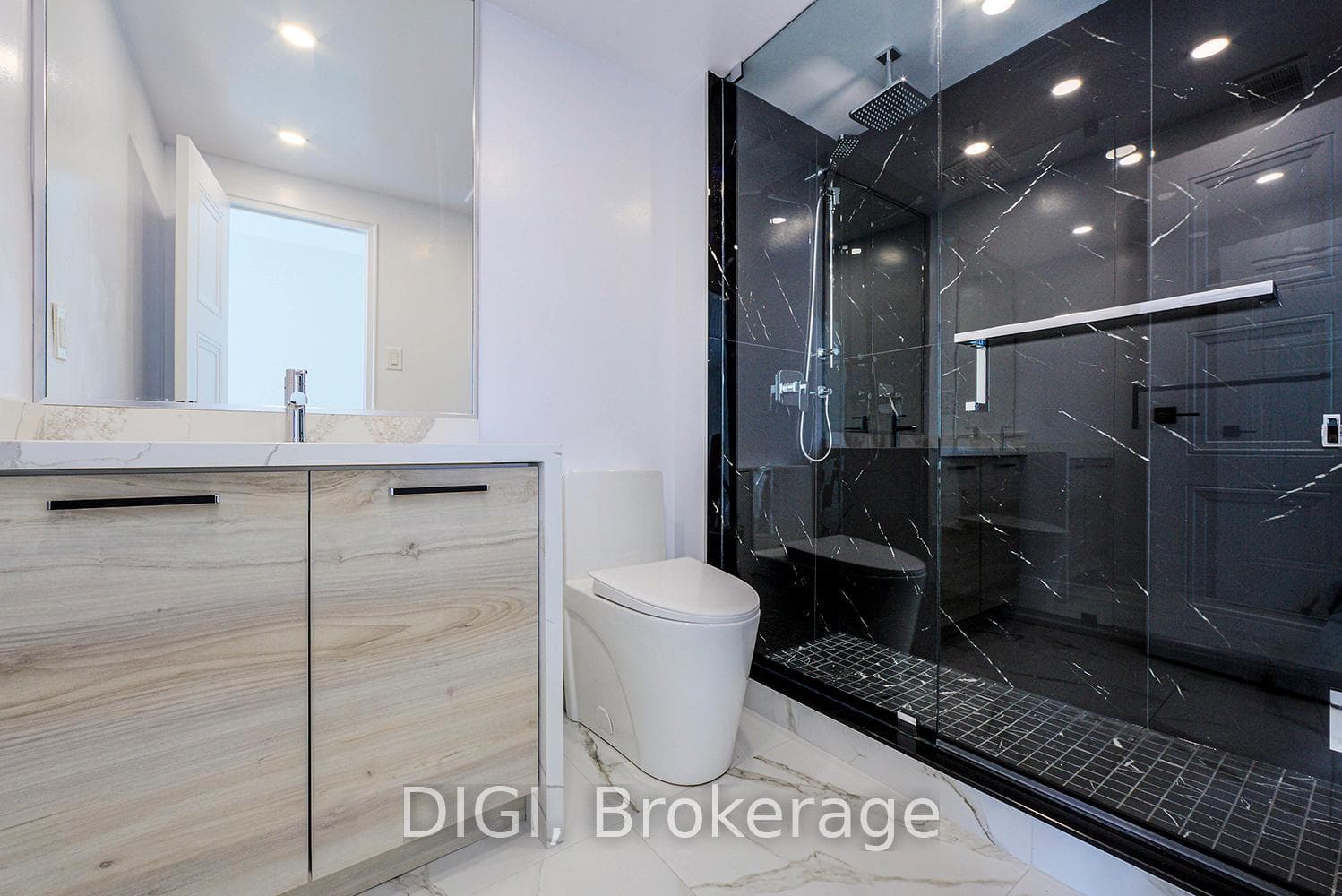 400 Walmer Road Unit PH5 photo 14