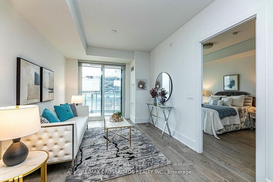 55 Merchants' Wharf Way Unit 531 photo 15