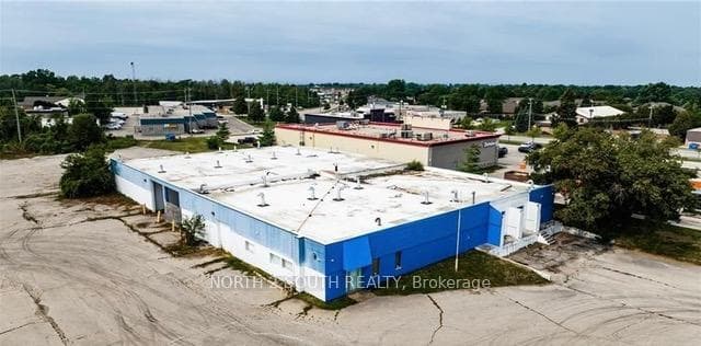 436 Huron Road photo 7