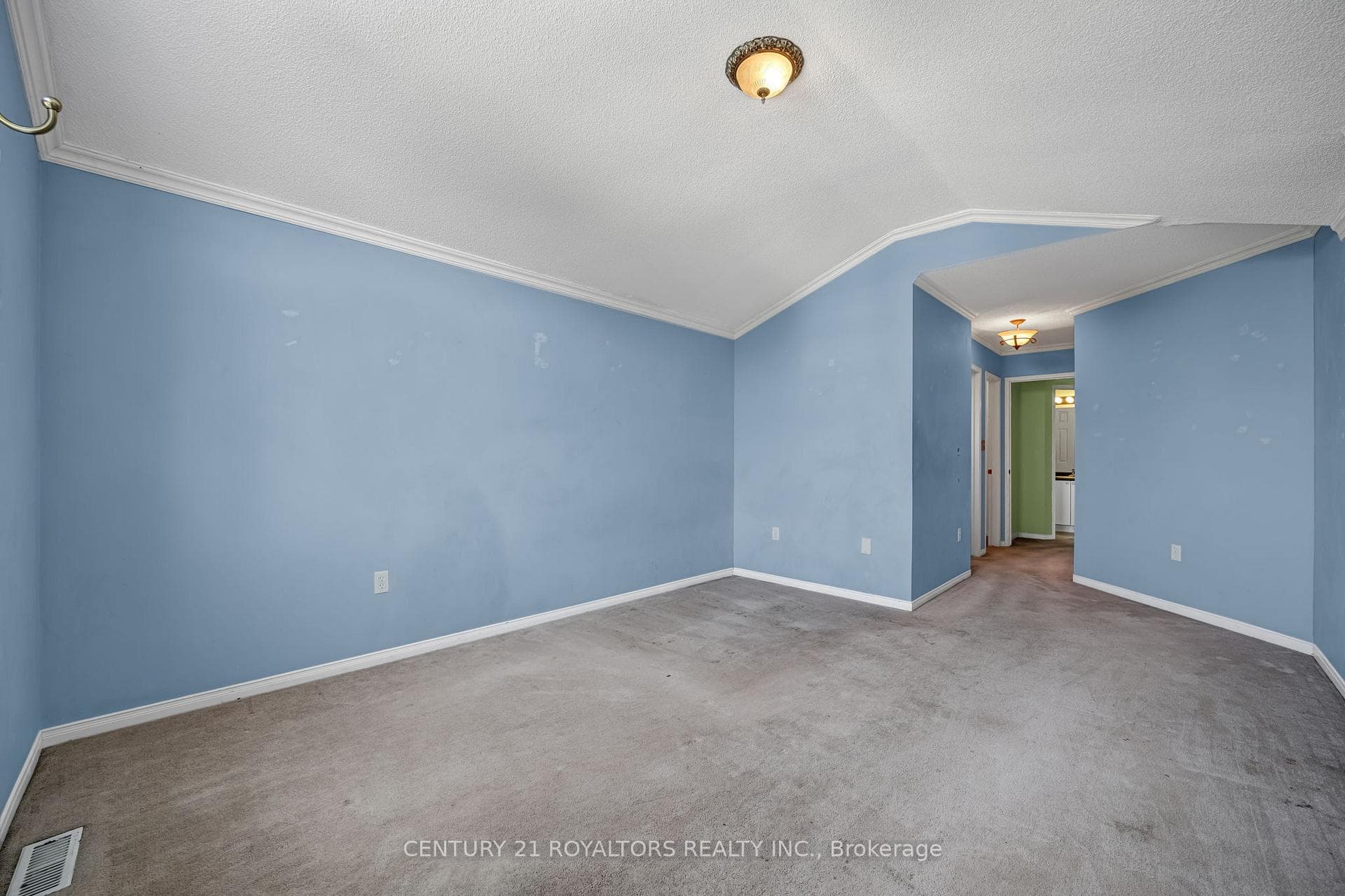 38 Peregrine Road photo 15