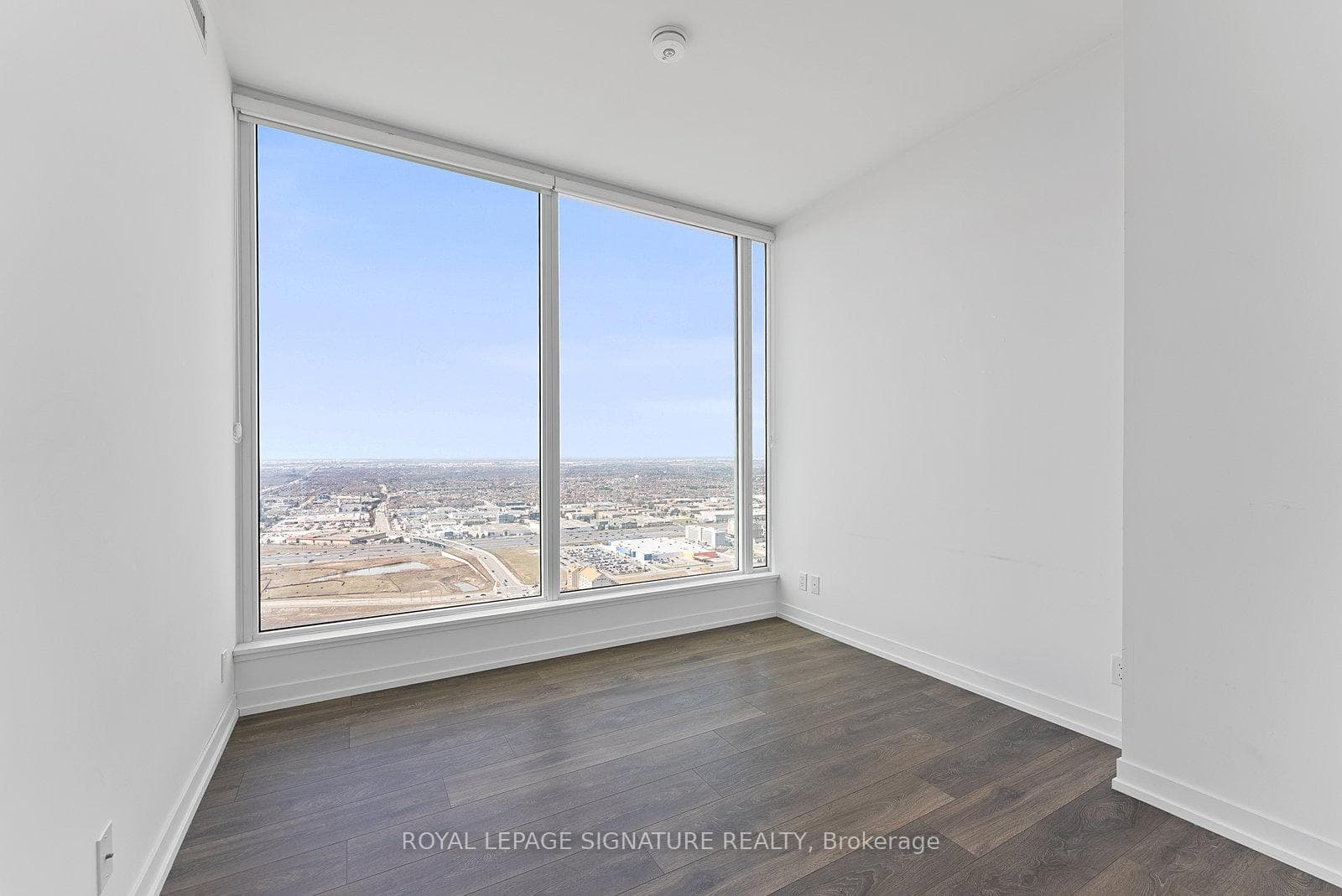 5 Buttermill Avenue Unit 5009 photo 17