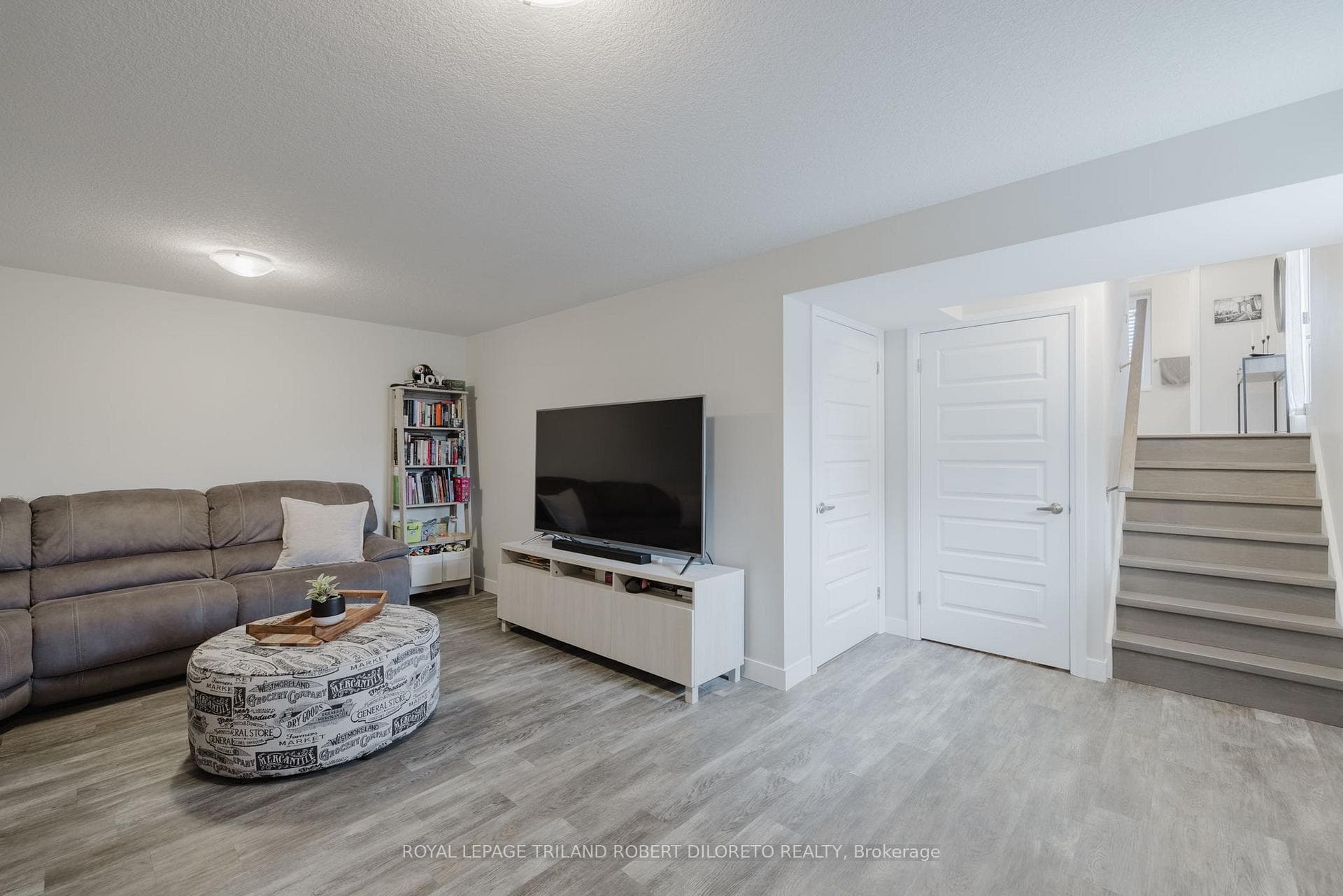 1056 Meadowlark Ridge photo 23