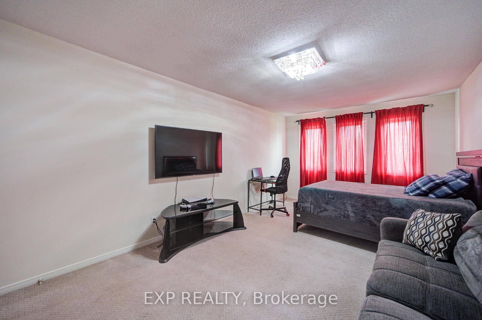59 Yorkland Street photo 32