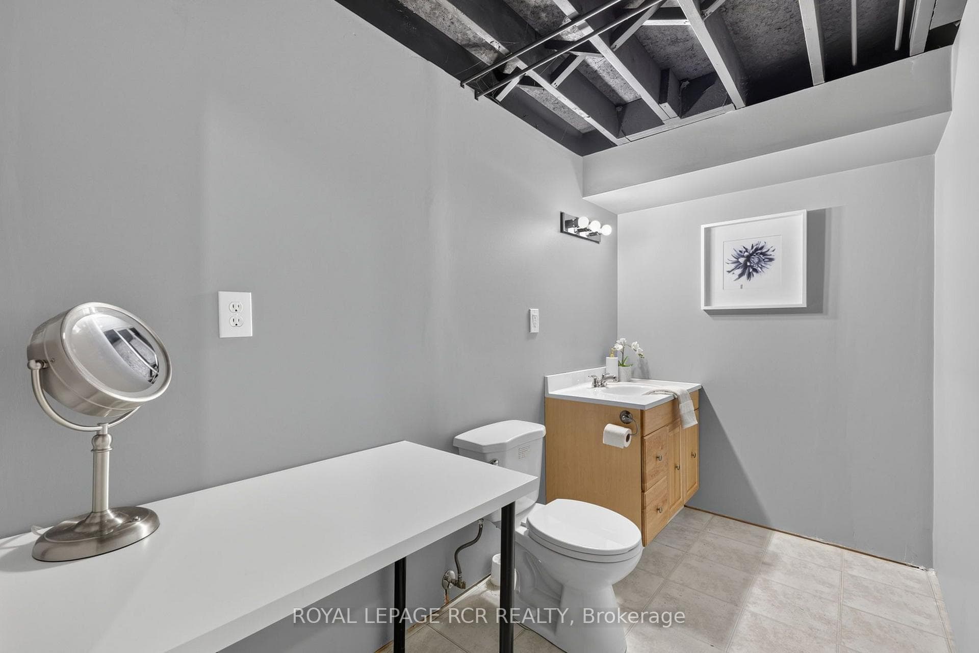 95 Waters Boulevard photo 28