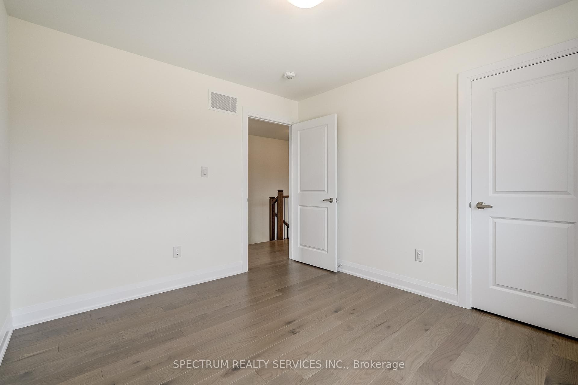35 Dore Drive photo 27