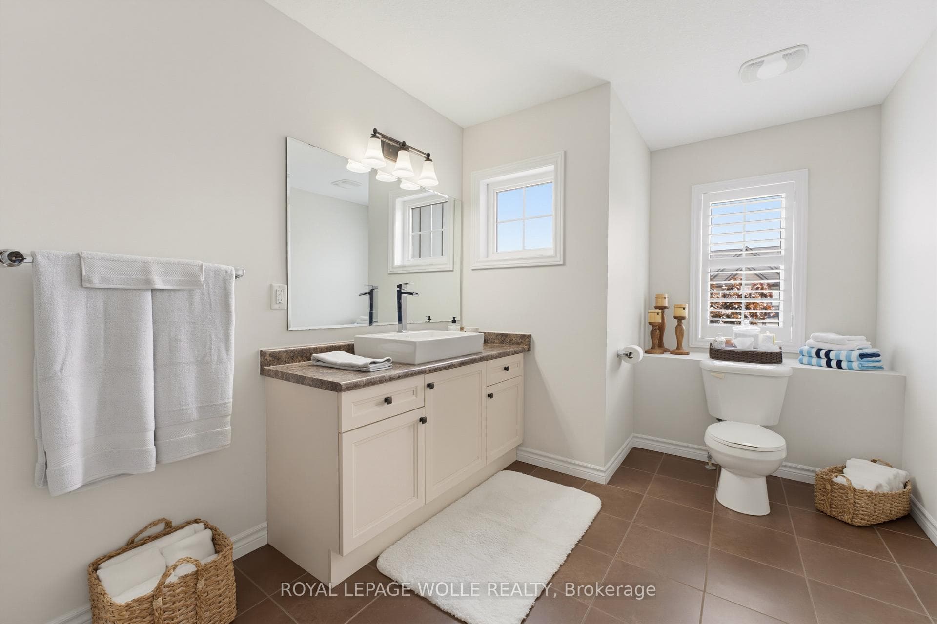 200 Cranbrook Street photo 18